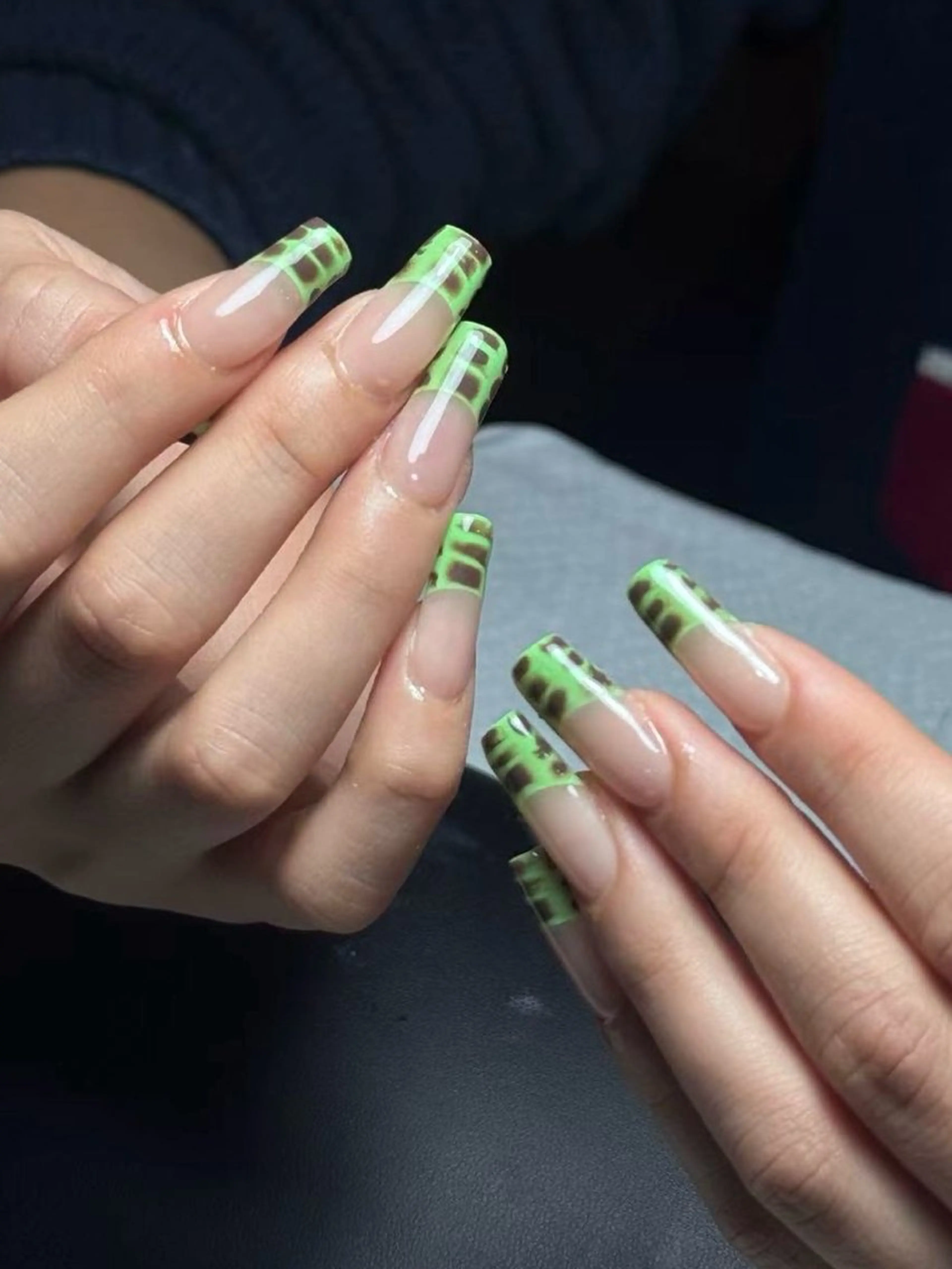 ネイル アニマル柄 クリアネイル フレンチネイル ジェルネイル グリーン ハンドネイル モンナ CCのネイルデザイン