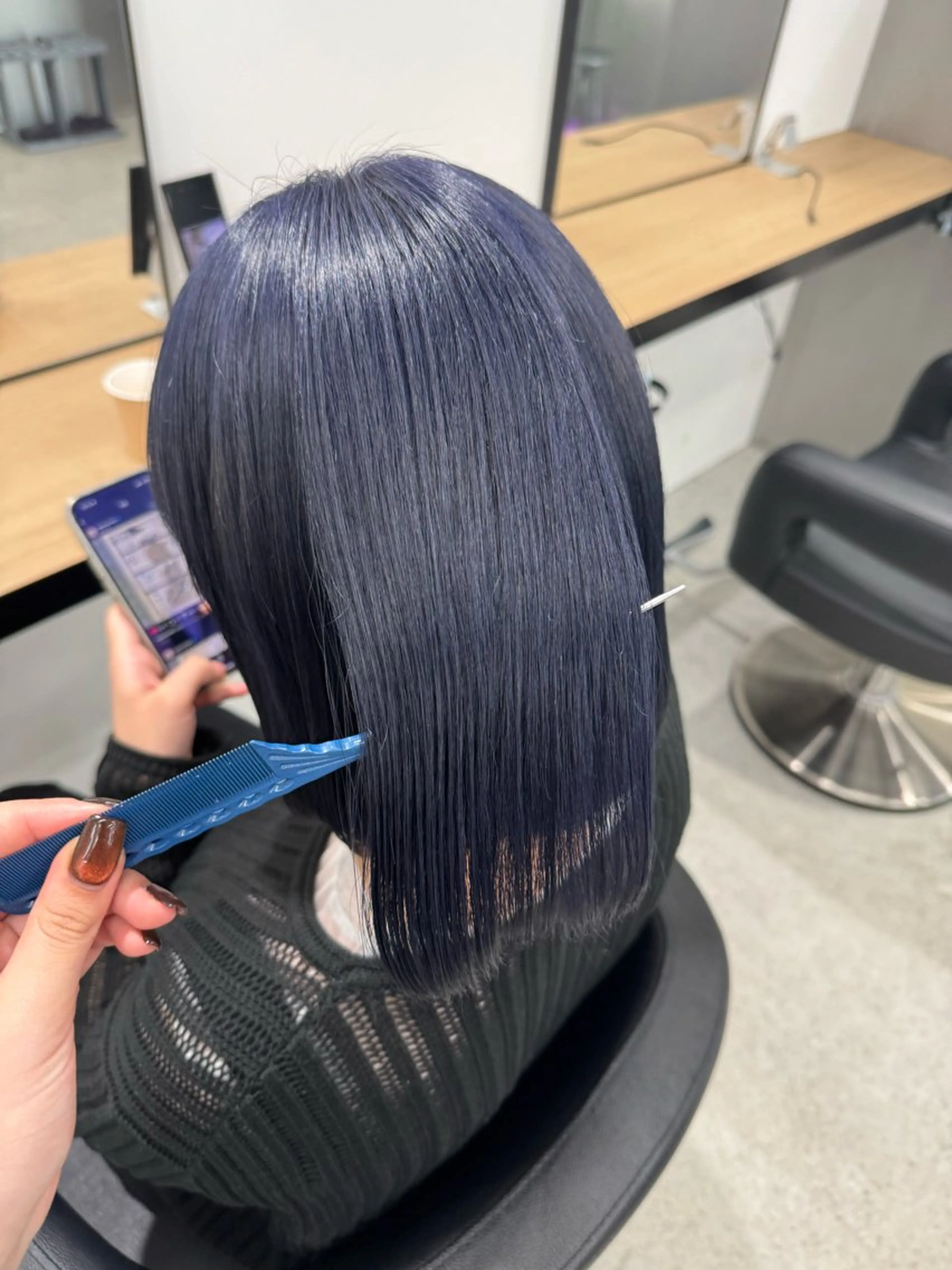 ロング カラー ヘアカラー 暗髪🩶ラベンダー/ ブルー/ユウナ🤍のヘアスタイル