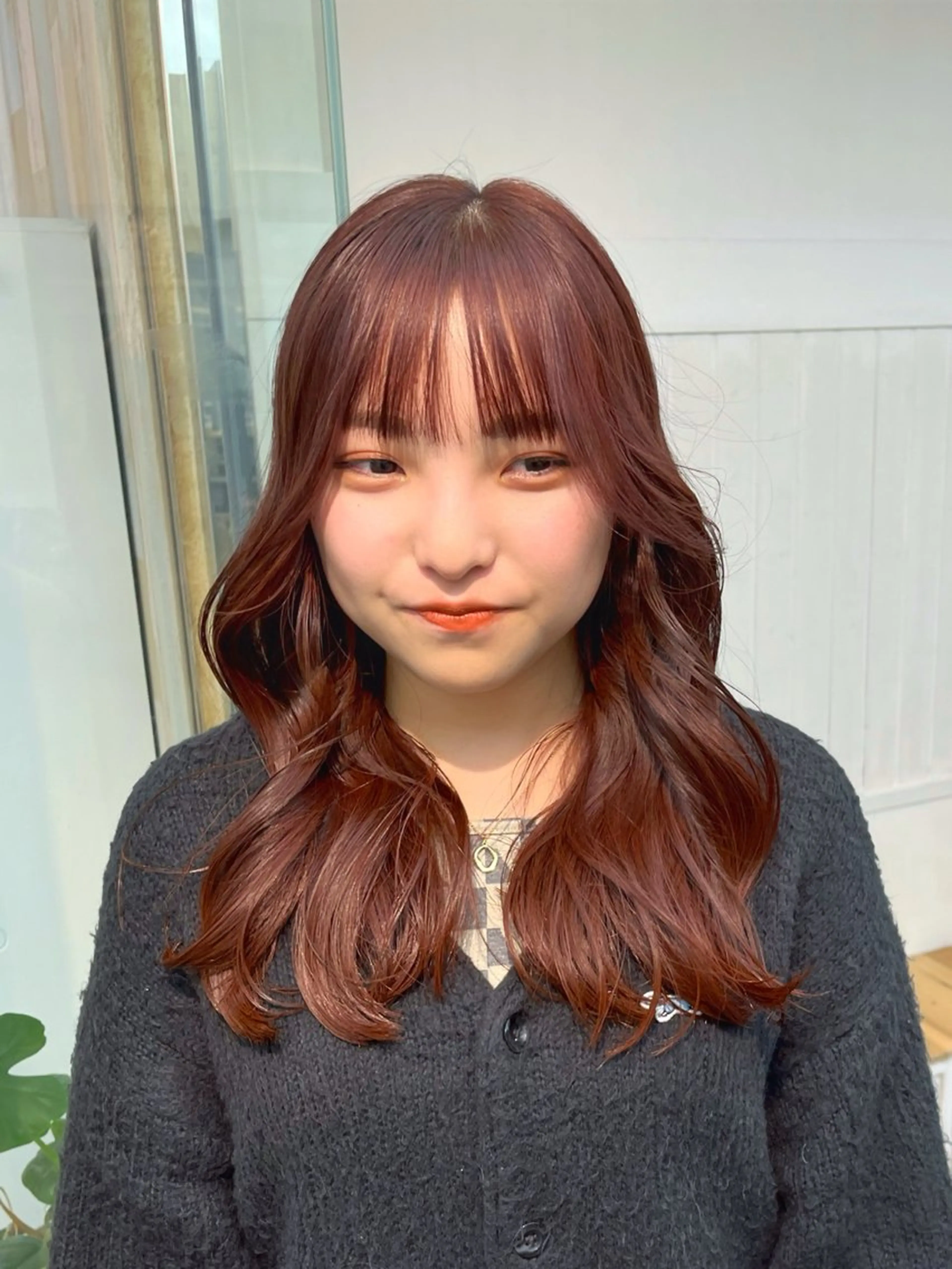 セミロング カラー パーマ ブラウンカラー 透明感カラー レッドカラー レッドブラウン くびれヘア ®️レイヤー/透明感 カラー/星野六三四のヘアスタイル