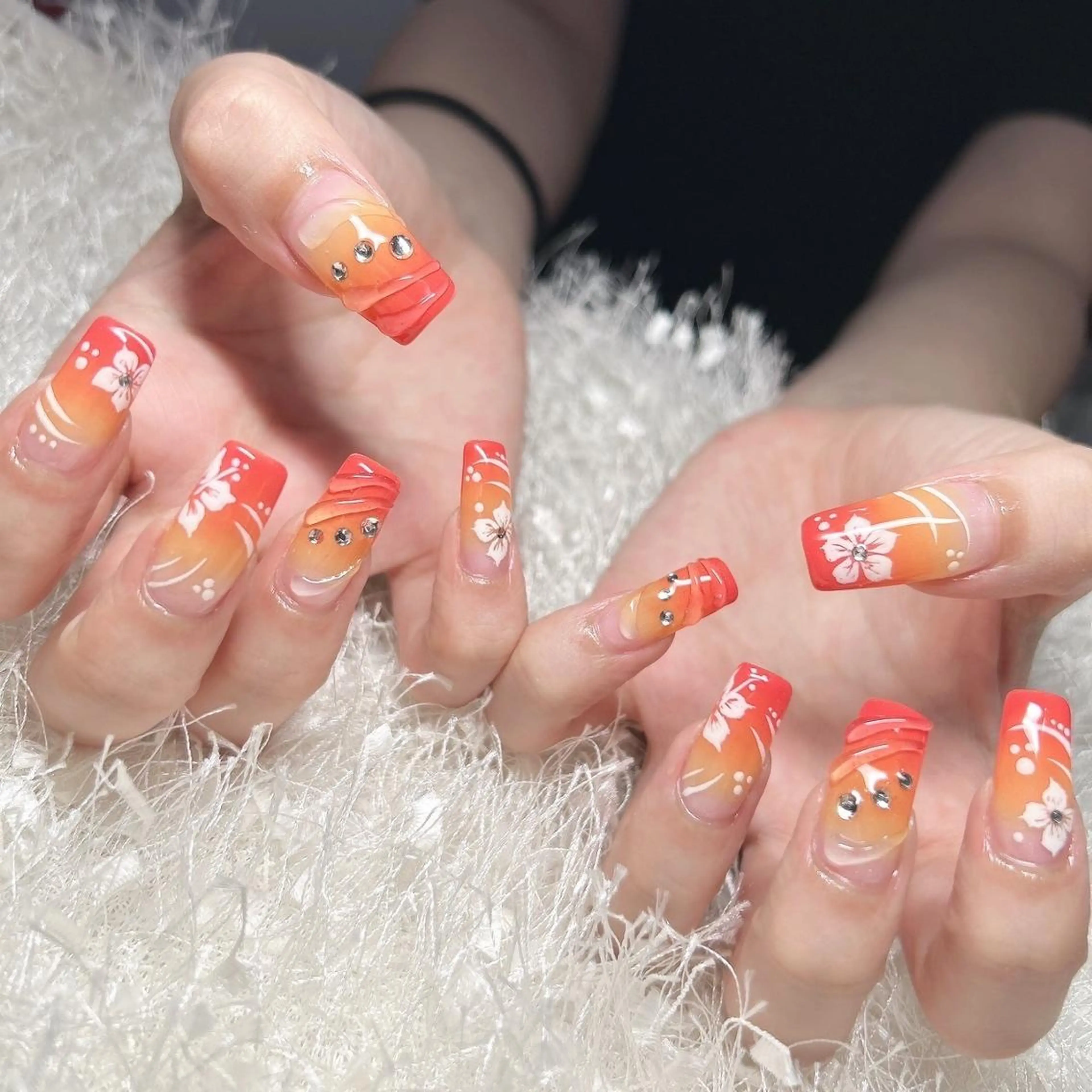 ネイル 長さ出し フレンチネイル ジェルネイル グラデーション 韓国ネイル ハンドネイル Nail&eye Belire 新宿のネイルデザイン