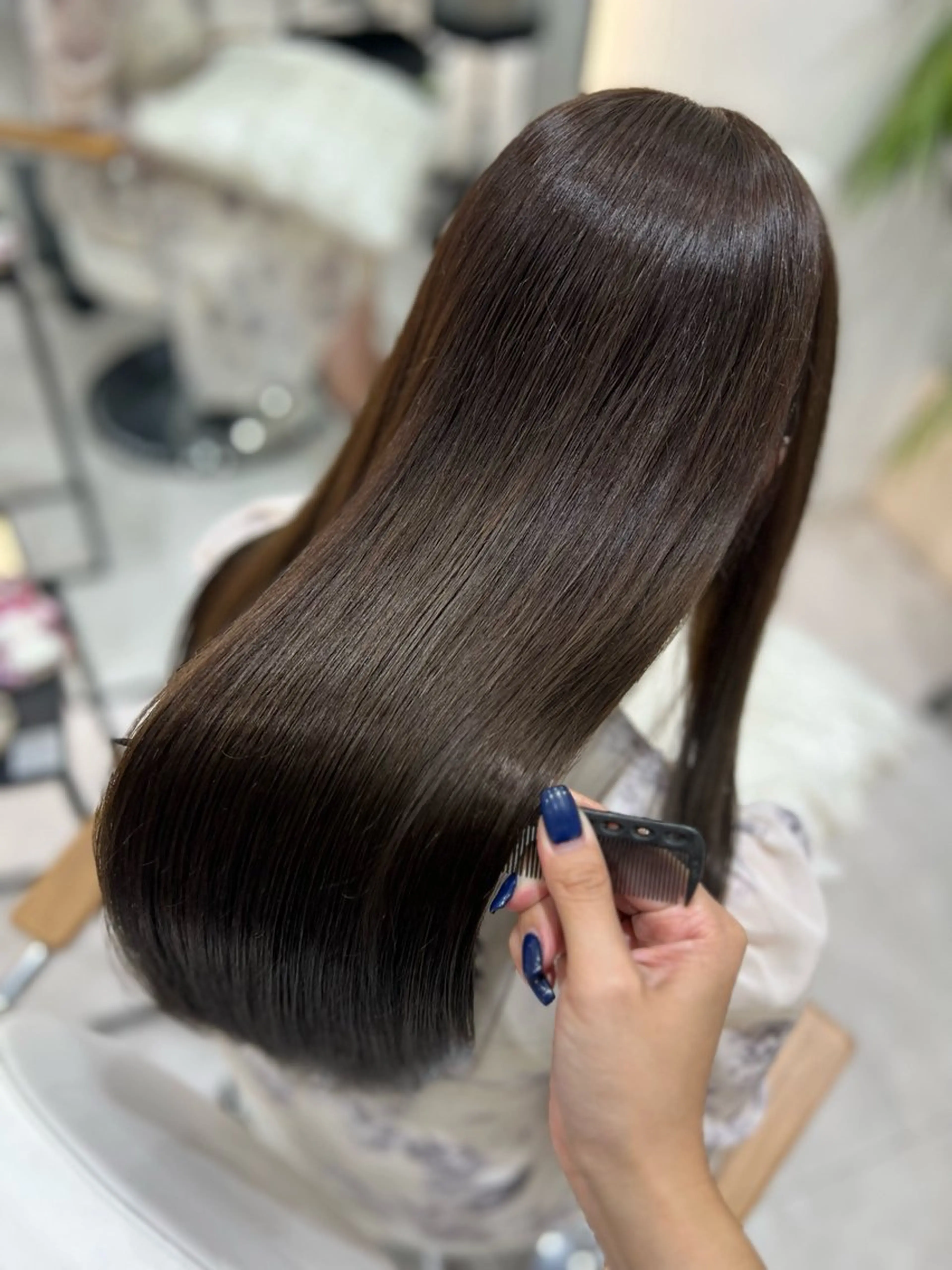 ロング カラー Zina aimiのヘアスタイル