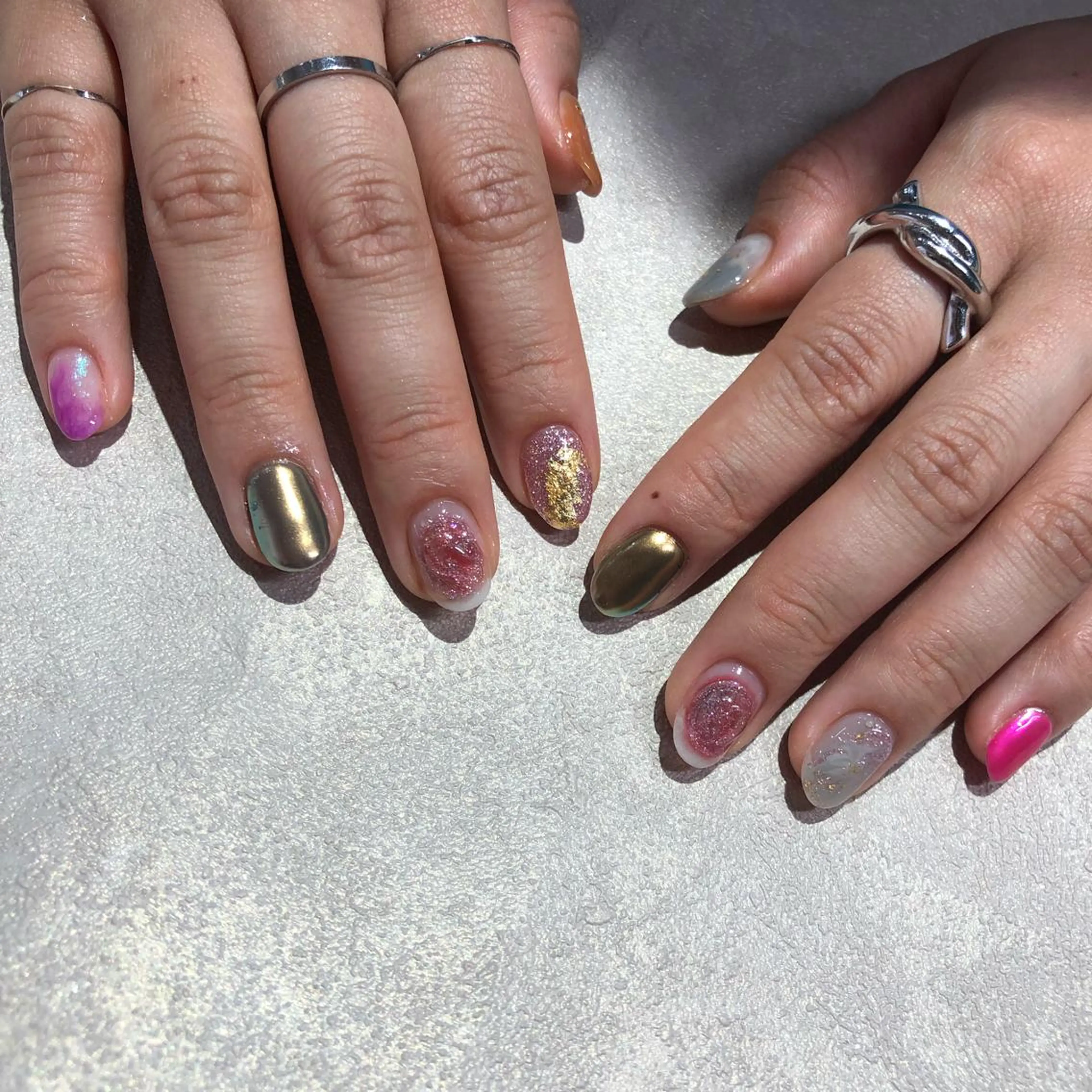 ネイル キラキラネイル ニュアンスネイル ピンク ハンドネイル フットネイル ハンドケア Nes.Nail所属・Miyagi Asamiのネイルデザイン