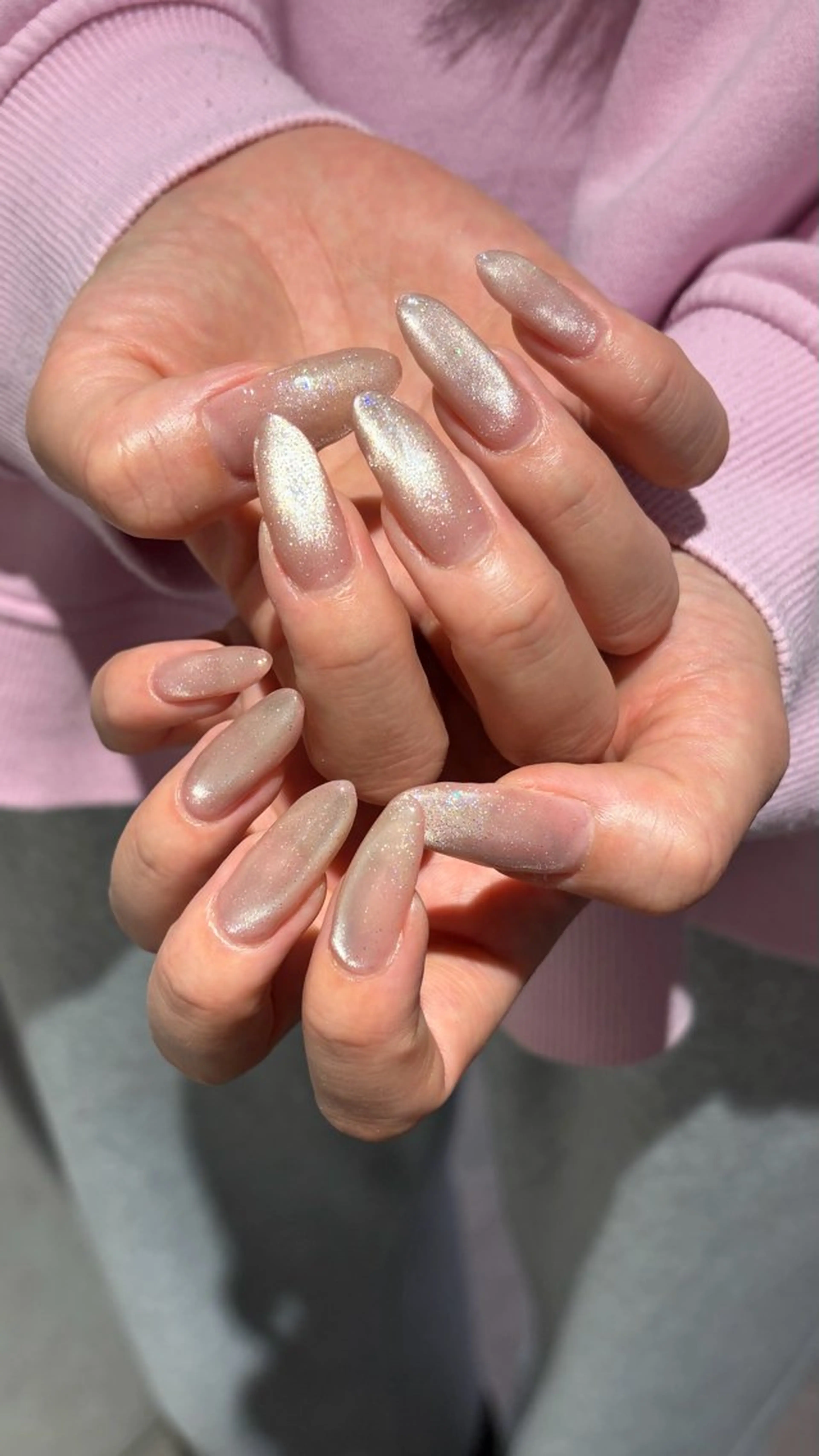 ネイル マグネットネイル ハンドネイル ナチュラル透明感🌱 小山美樹子のヘアスタイル