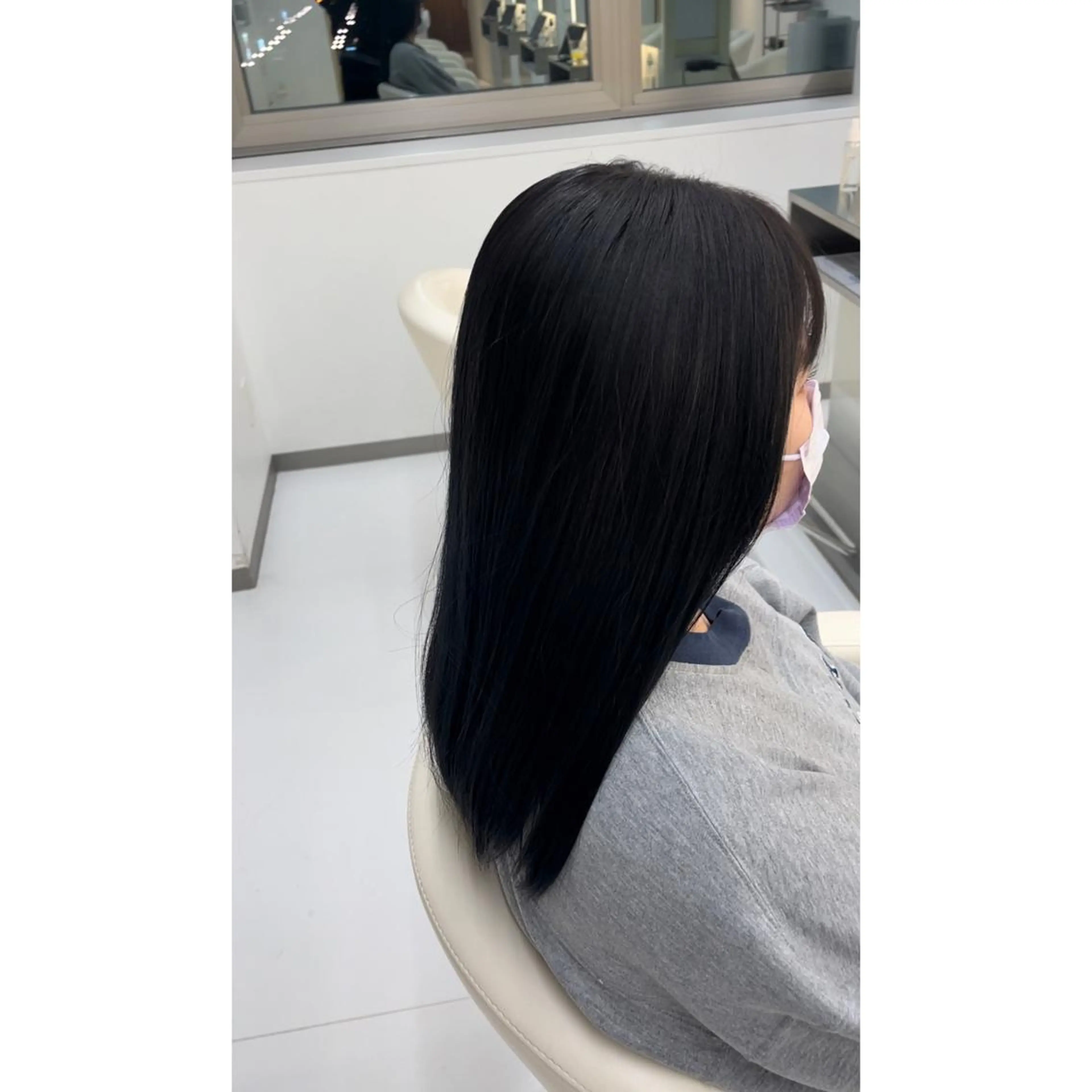 セミロング カラー asterisk所属・涼音 🫧前髪お助け美容師のヘアスタイル