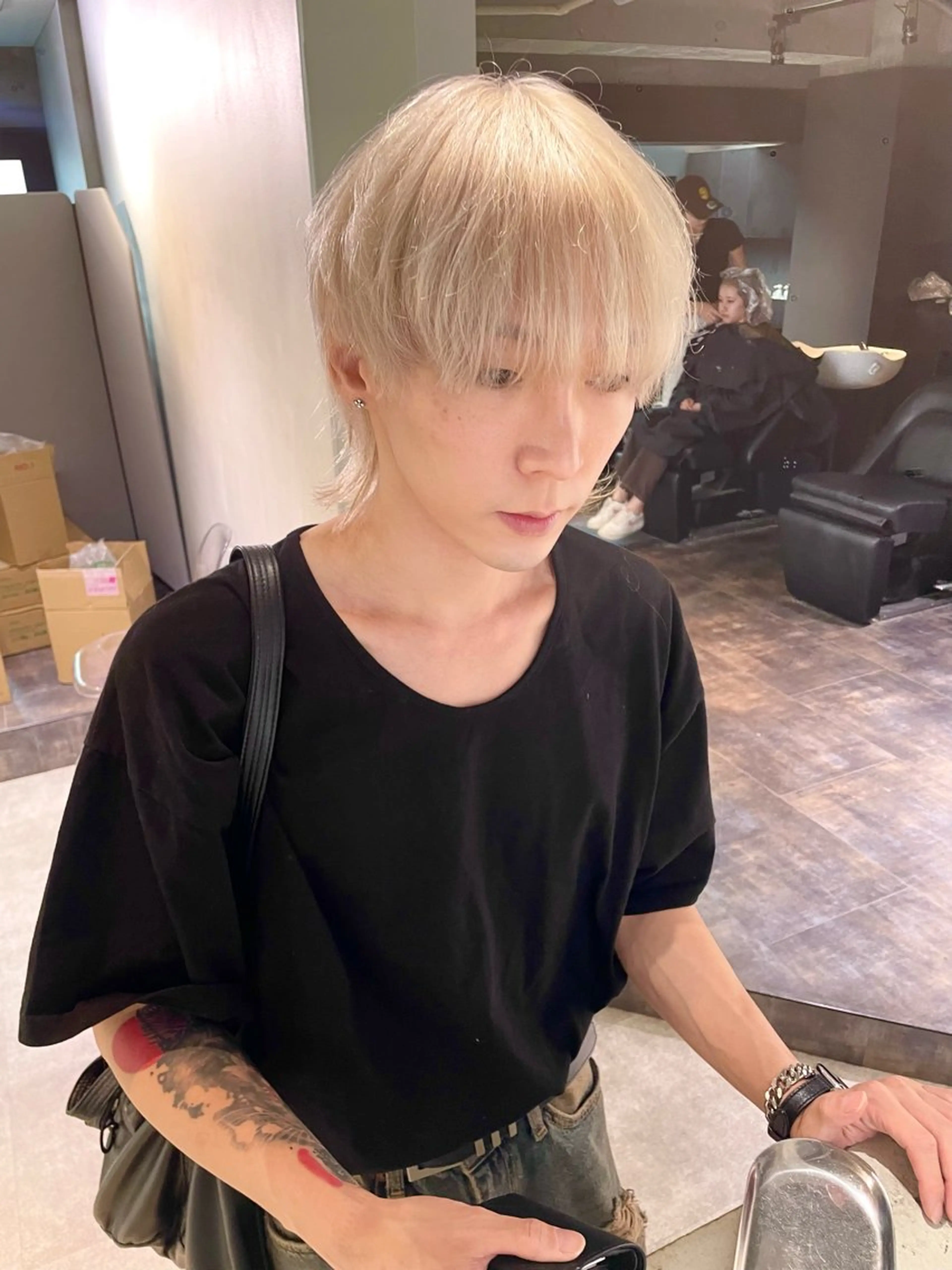 ショート カラー ブリーチ 抜きっぱなしブロンド ブロンド ヘアカラー 心斎橋/ブリーチ minamiのヘアスタイル