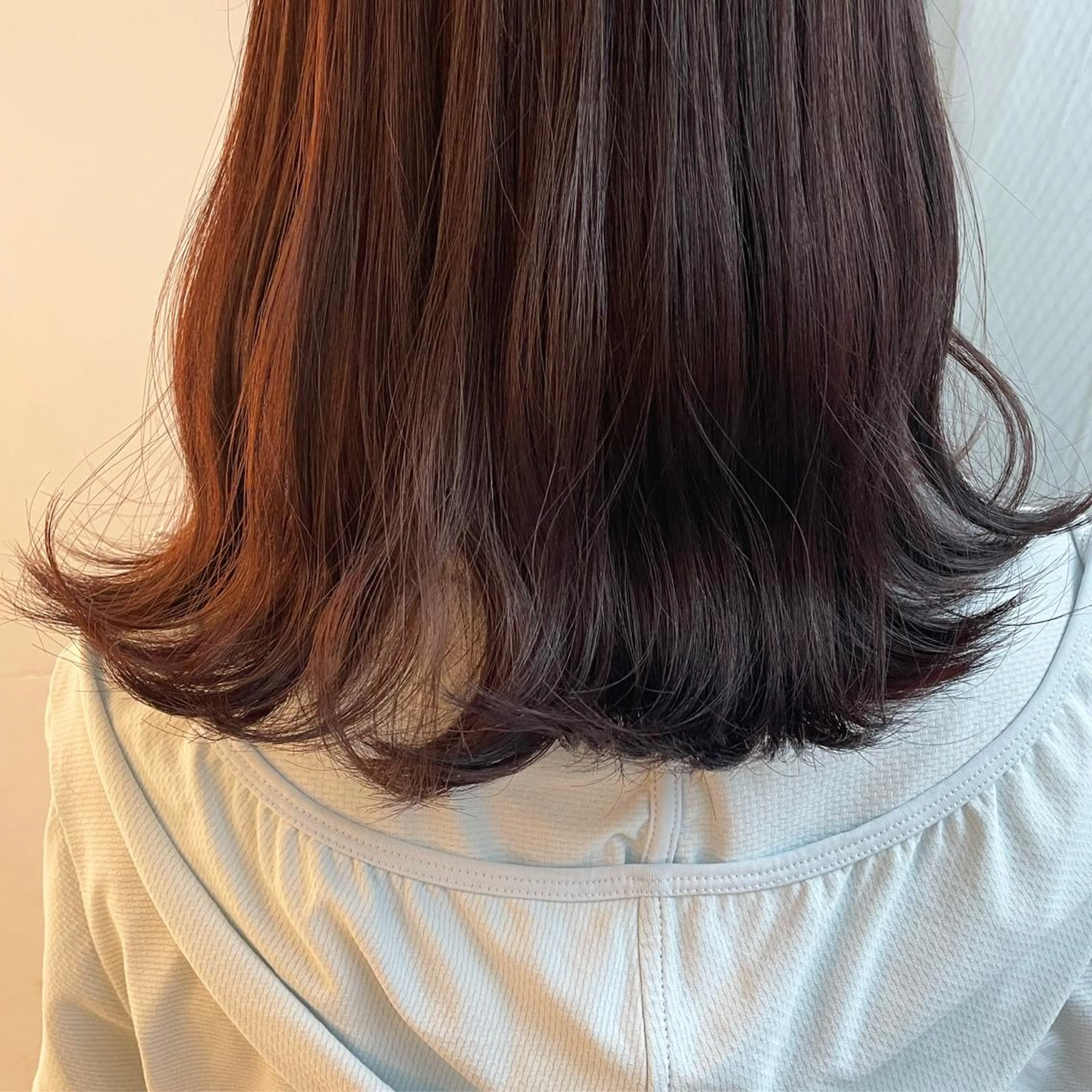 ミディアム chic  有山 美瑠のヘアスタイル
