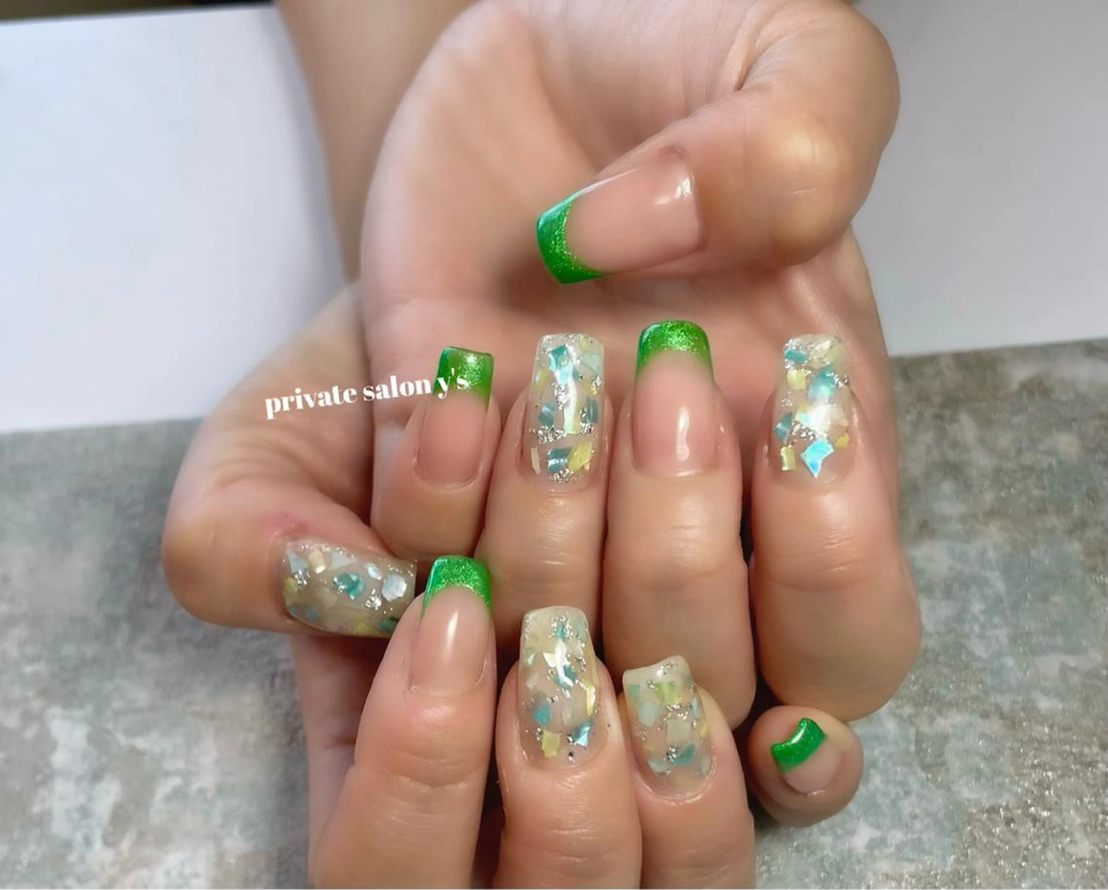 ネイル y' sのネイルデザイン