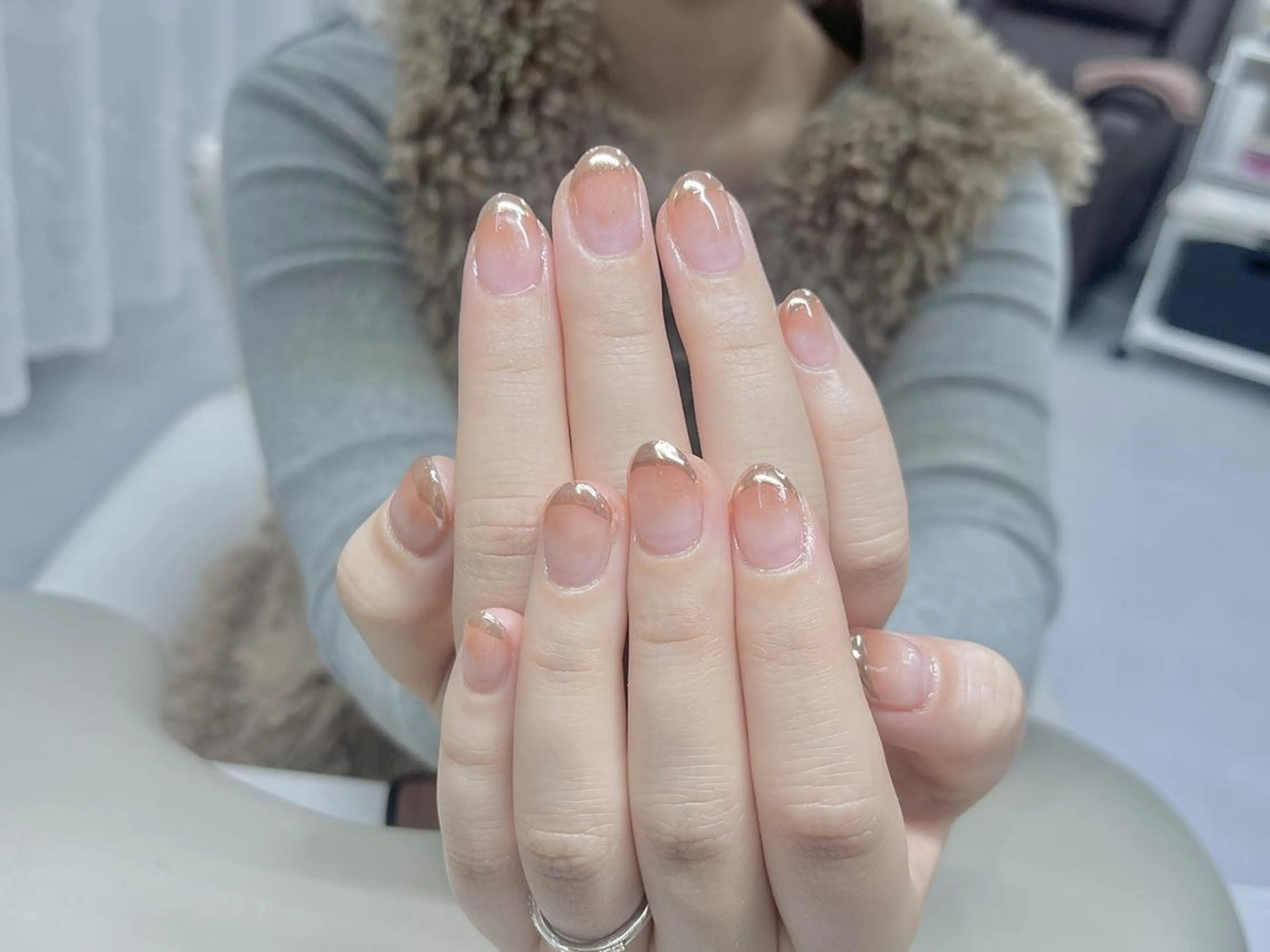 ネイル 長さ出し ジェルネイル 韓国ネイル ラメ(グリッター) ラメグラデーション ダイ ゲンゲンのネイルデザイン