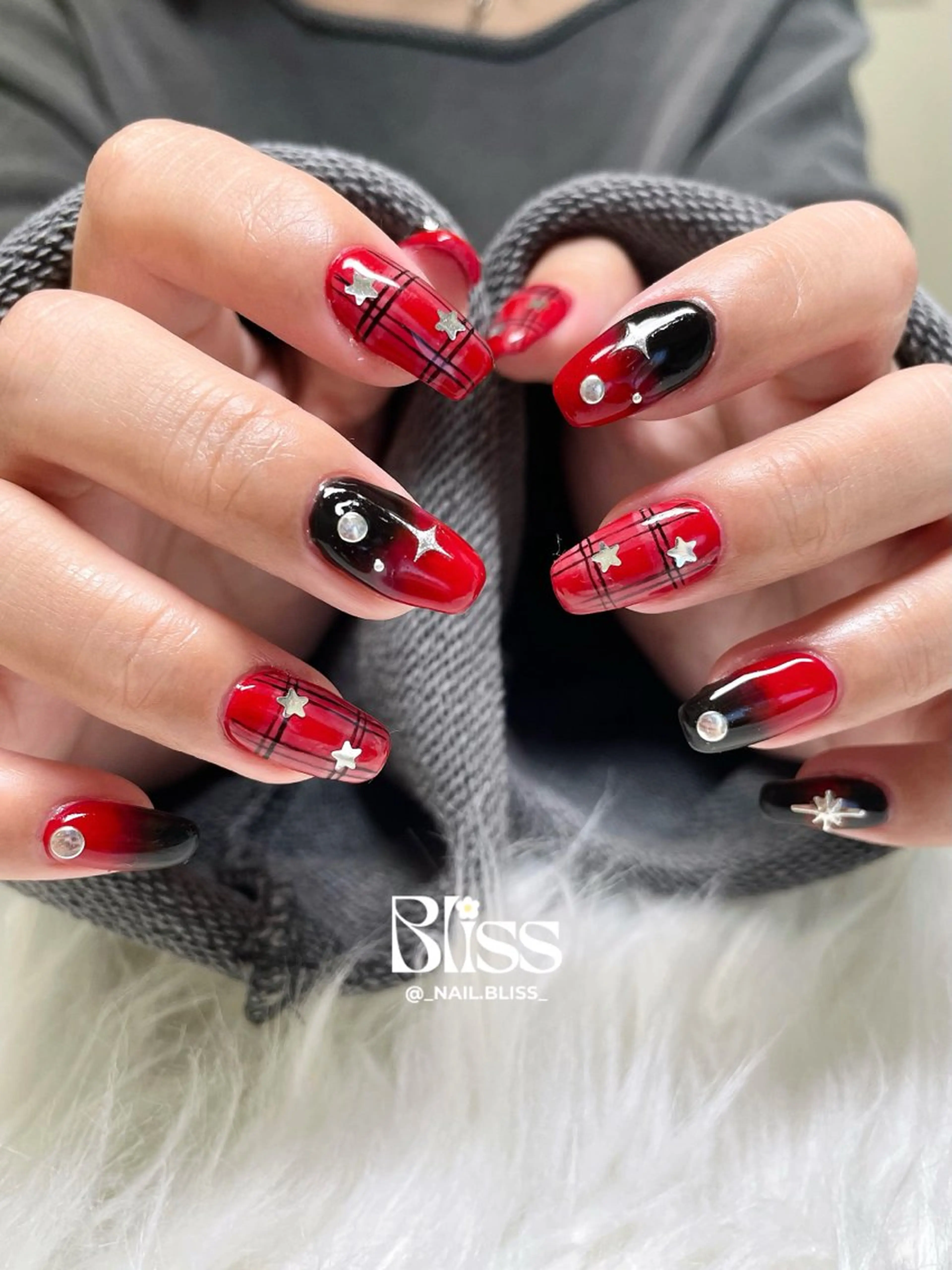 ネイル ハンドネイル NAIL BLISSのネイルデザイン