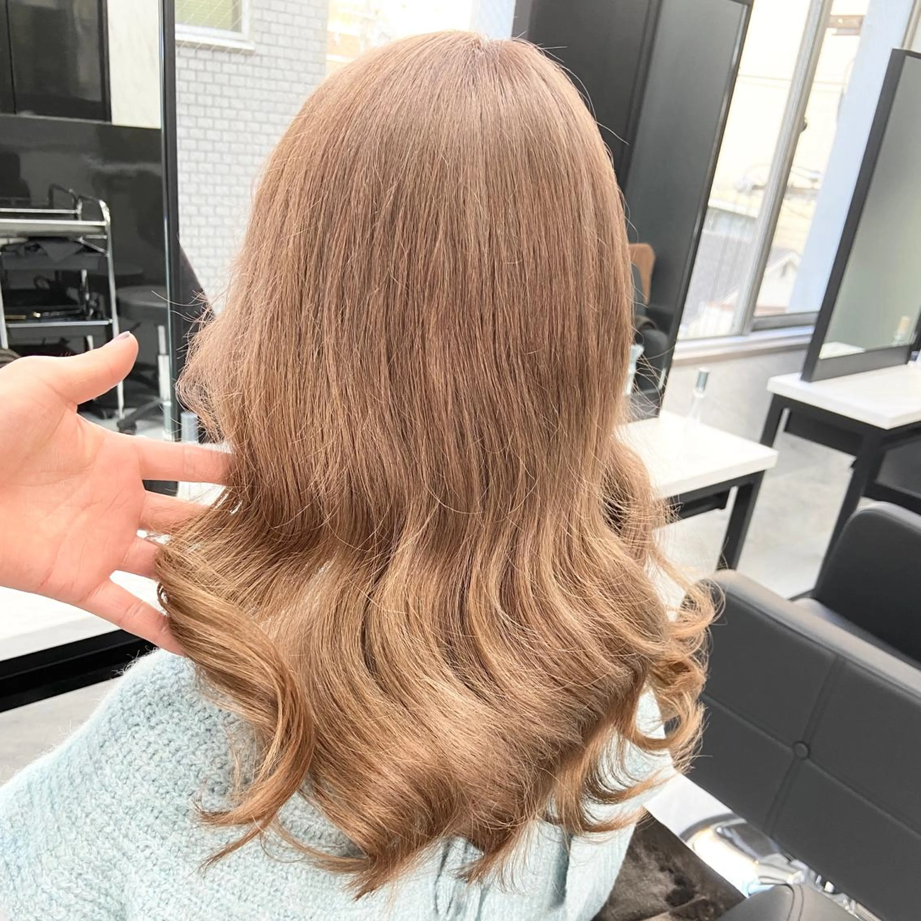ミディアム カラー ハイトーンカラー ヘアカラー トリートメント ミルボンAujua認定サロン Ria OSAKA 梅田所属・メンズ特化/ マンツーマン/Ryuのヘアスタイル