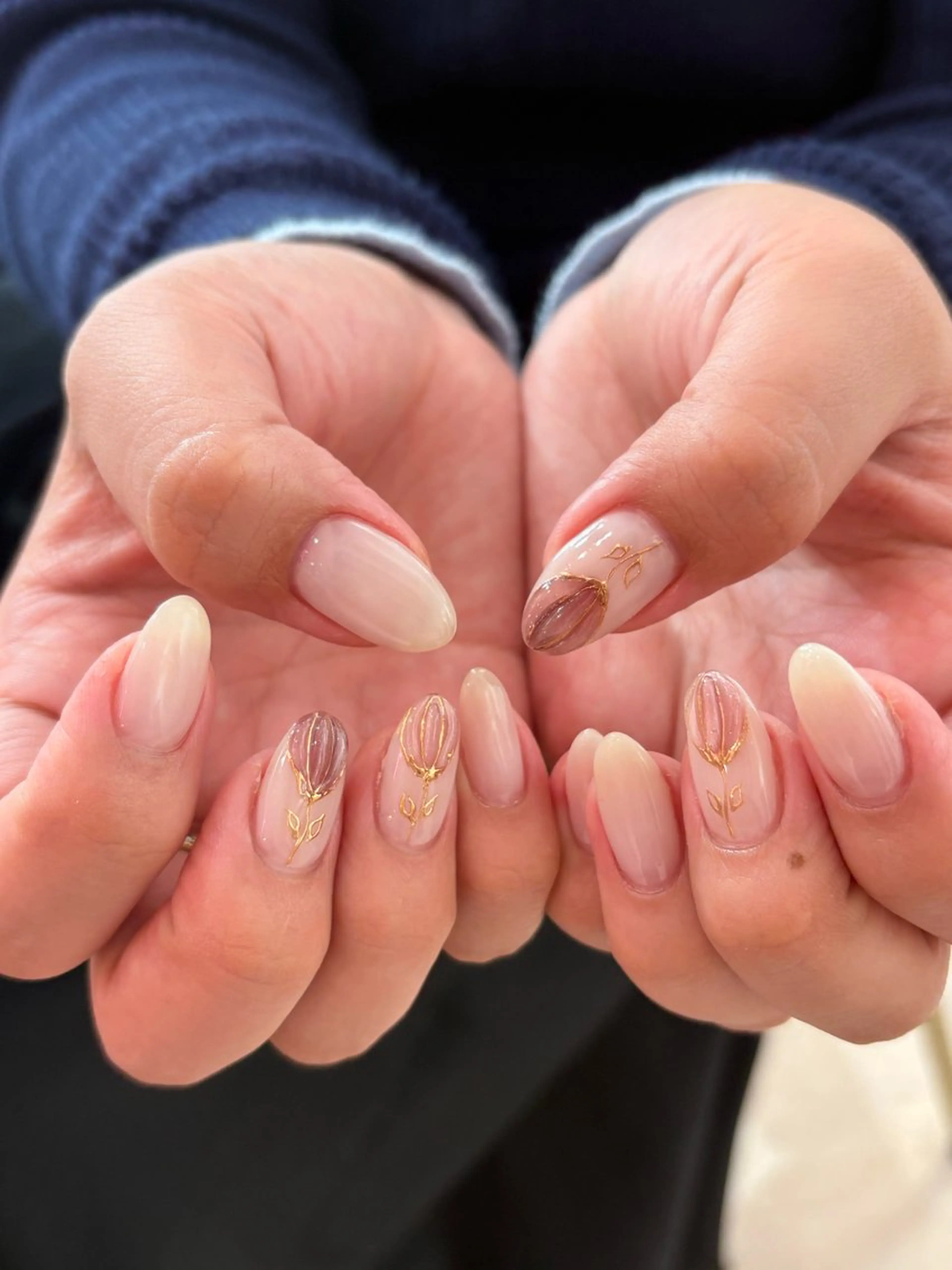 ミディアム ハンドネイル Clala Ayumiのネイルデザイン