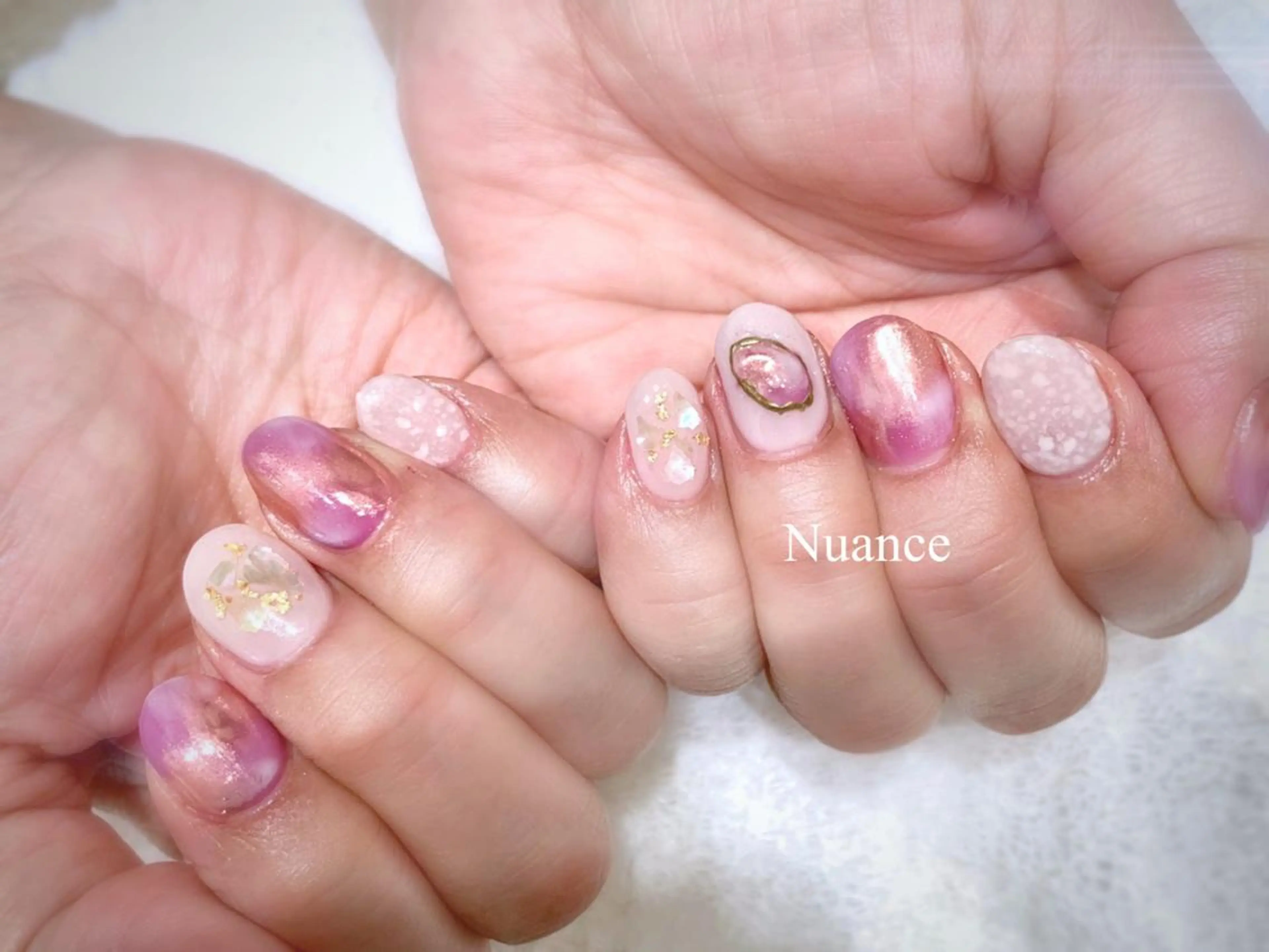 ミディアム m kaori𓃟のネイルデザイン