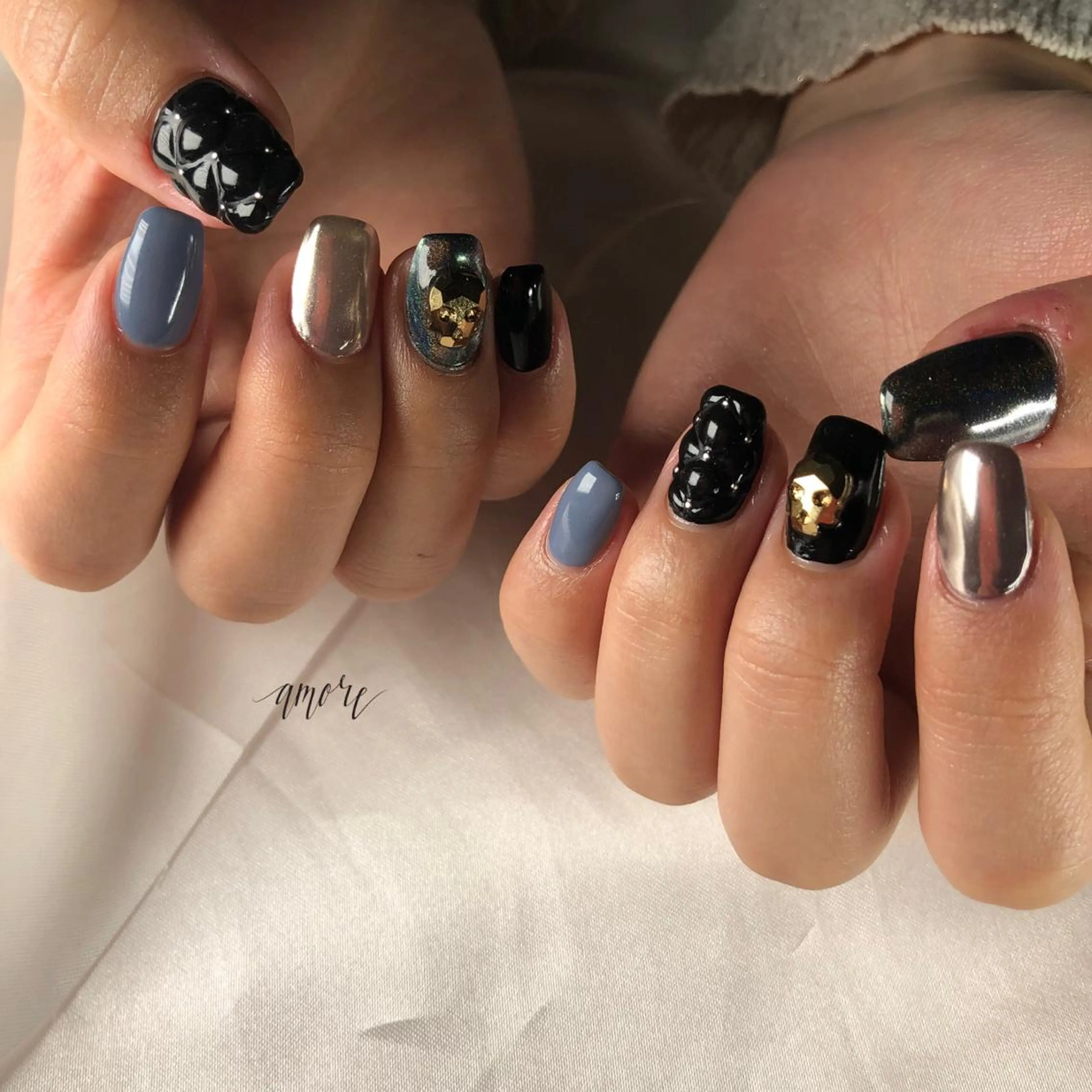 ネイル ジェルネイル 氷ネイル・うるうるネイル キラキラネイル マグネットネイル ミラーネイル You kyehwaのネイルデザイン