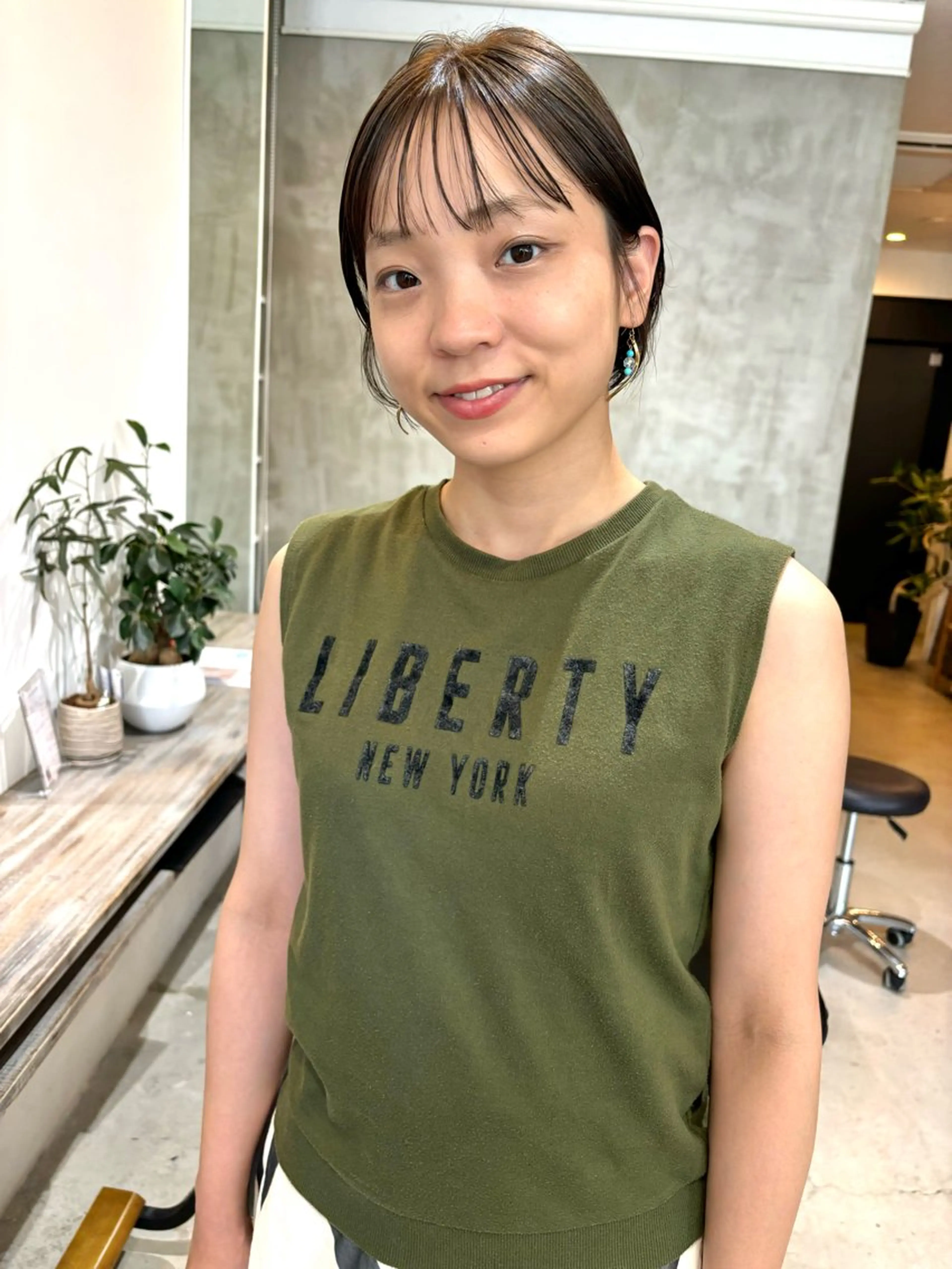 ショート カラー 鈴木 美紅のヘアスタイル