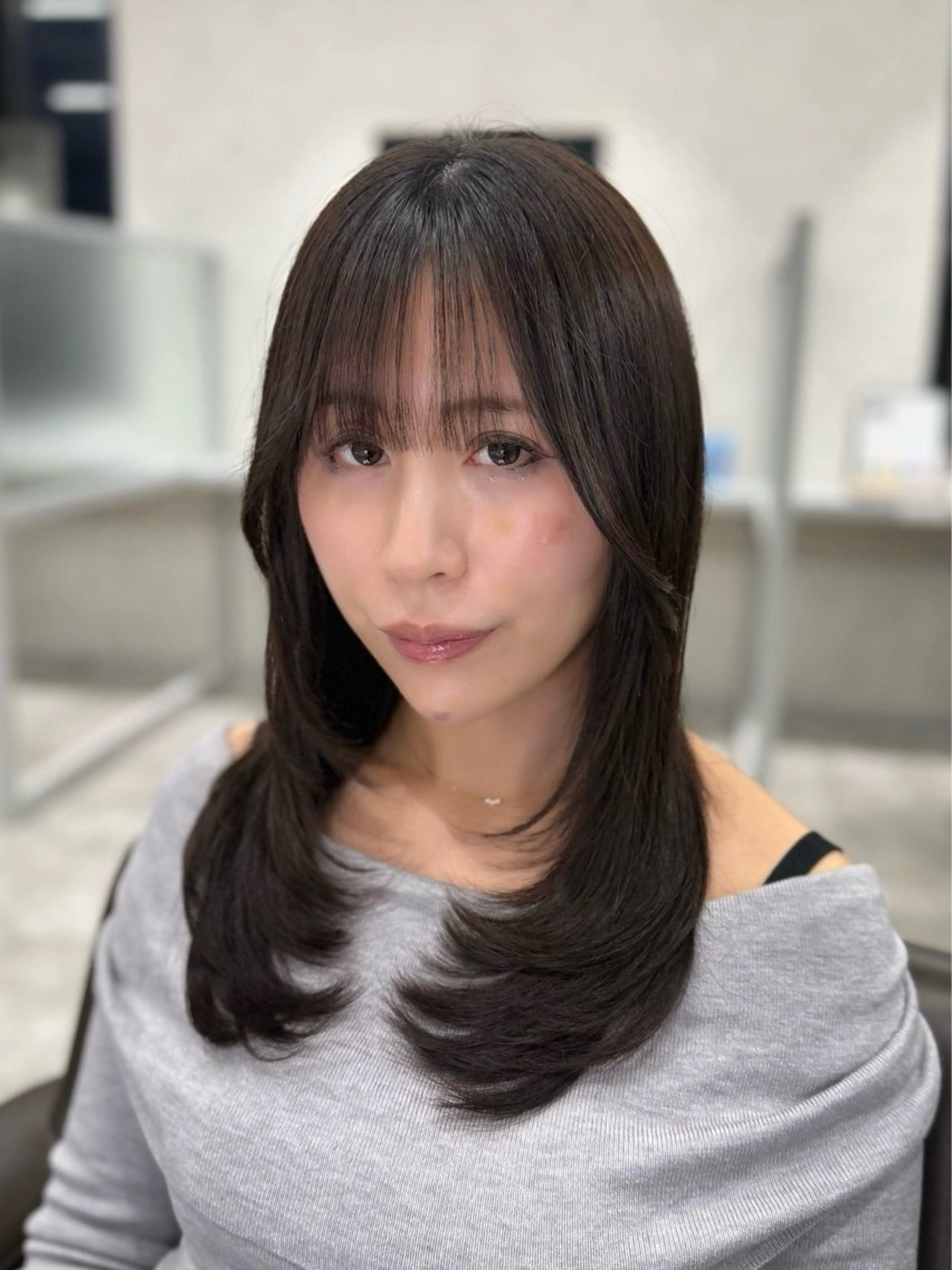 ロング レイヤーカット 大阪梅田 稲葉利也斗のヘアスタイル