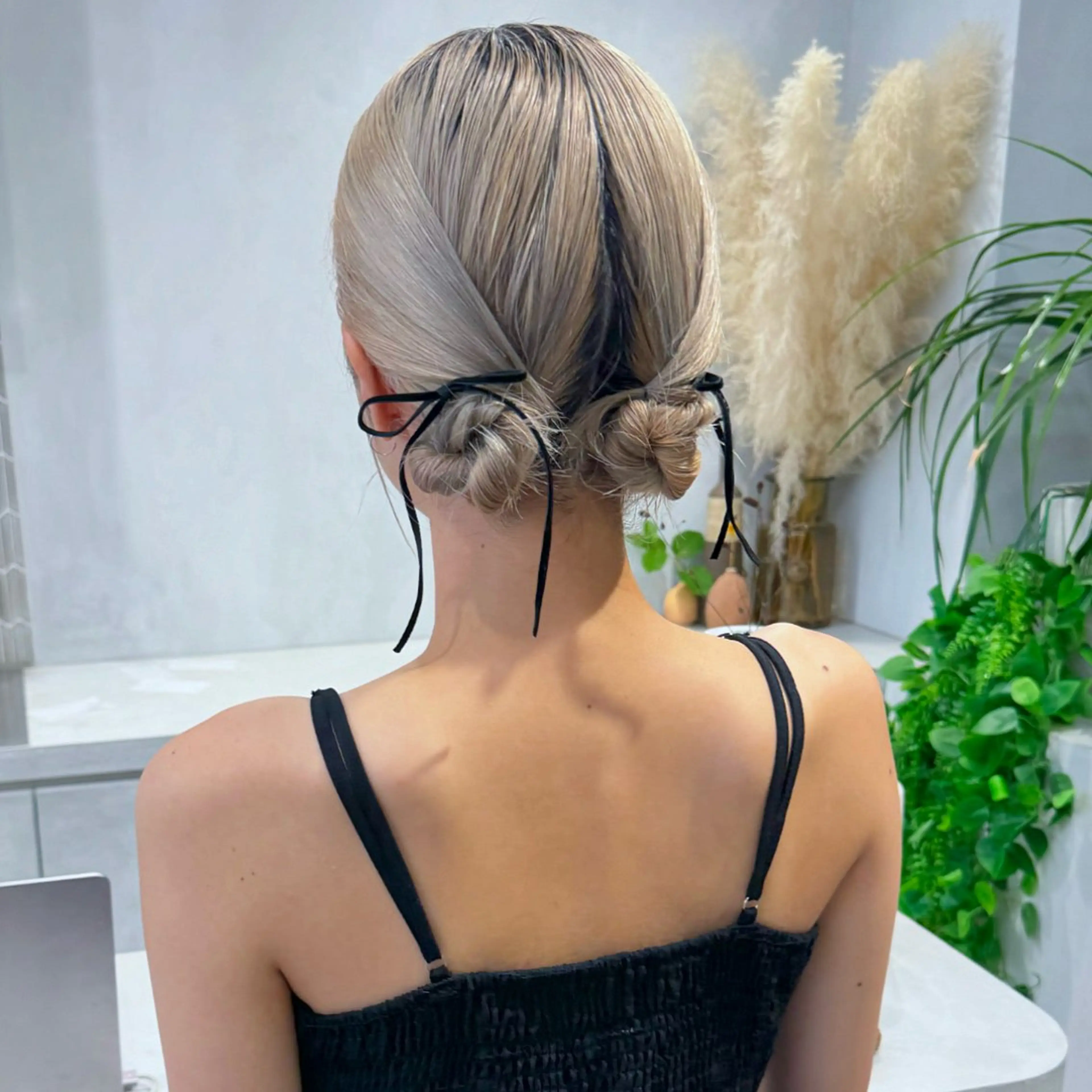 ミディアム ヘアアレンジ 高畑 恵莉 👒 暖色 / 艶髪 🧺のヘアスタイル