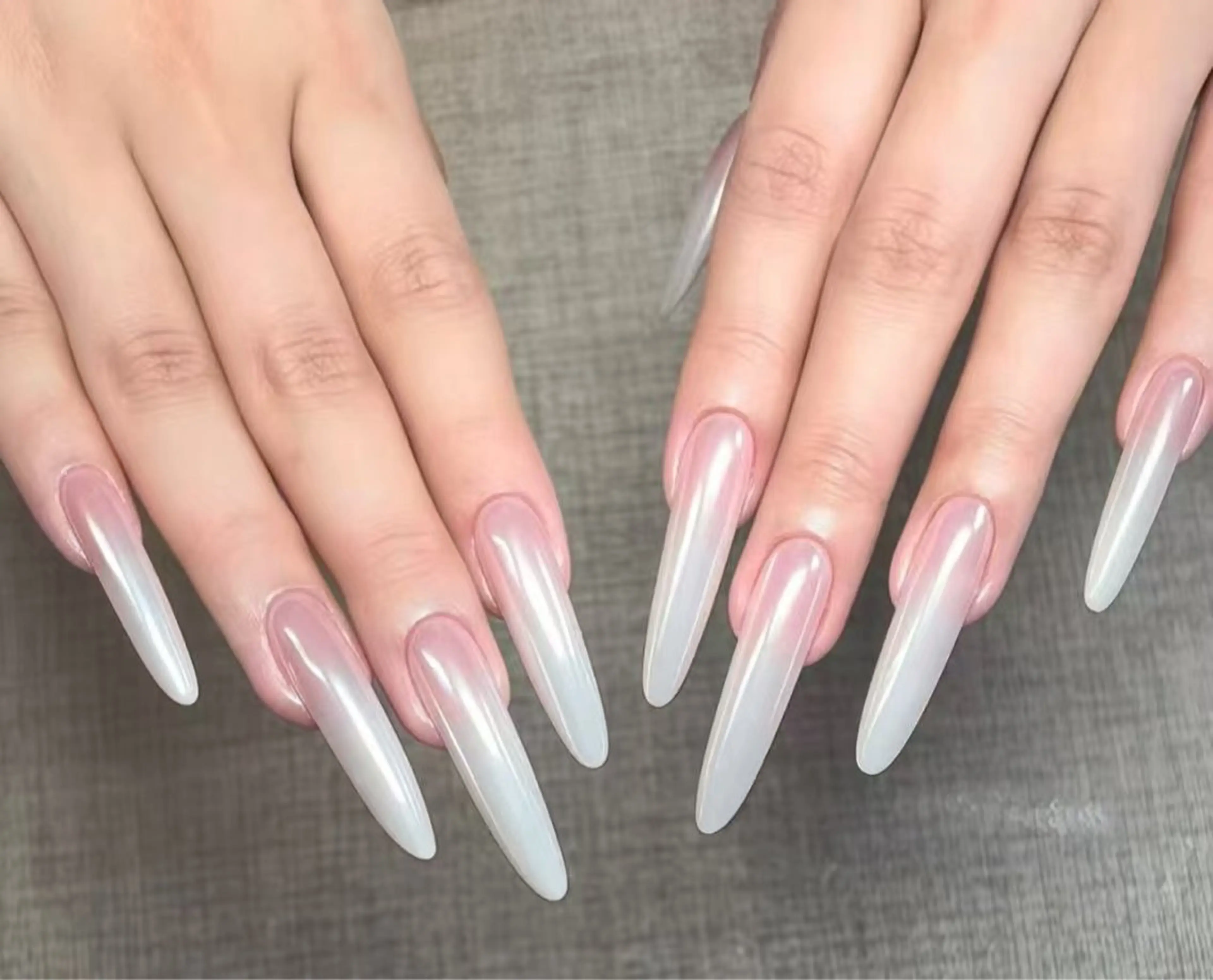 ネイル オーロラネイル フラワーネイル フットネイル フレンチネイル ジェルネイル ハンドネイル BabyYouMi ねねのネイルデザイン