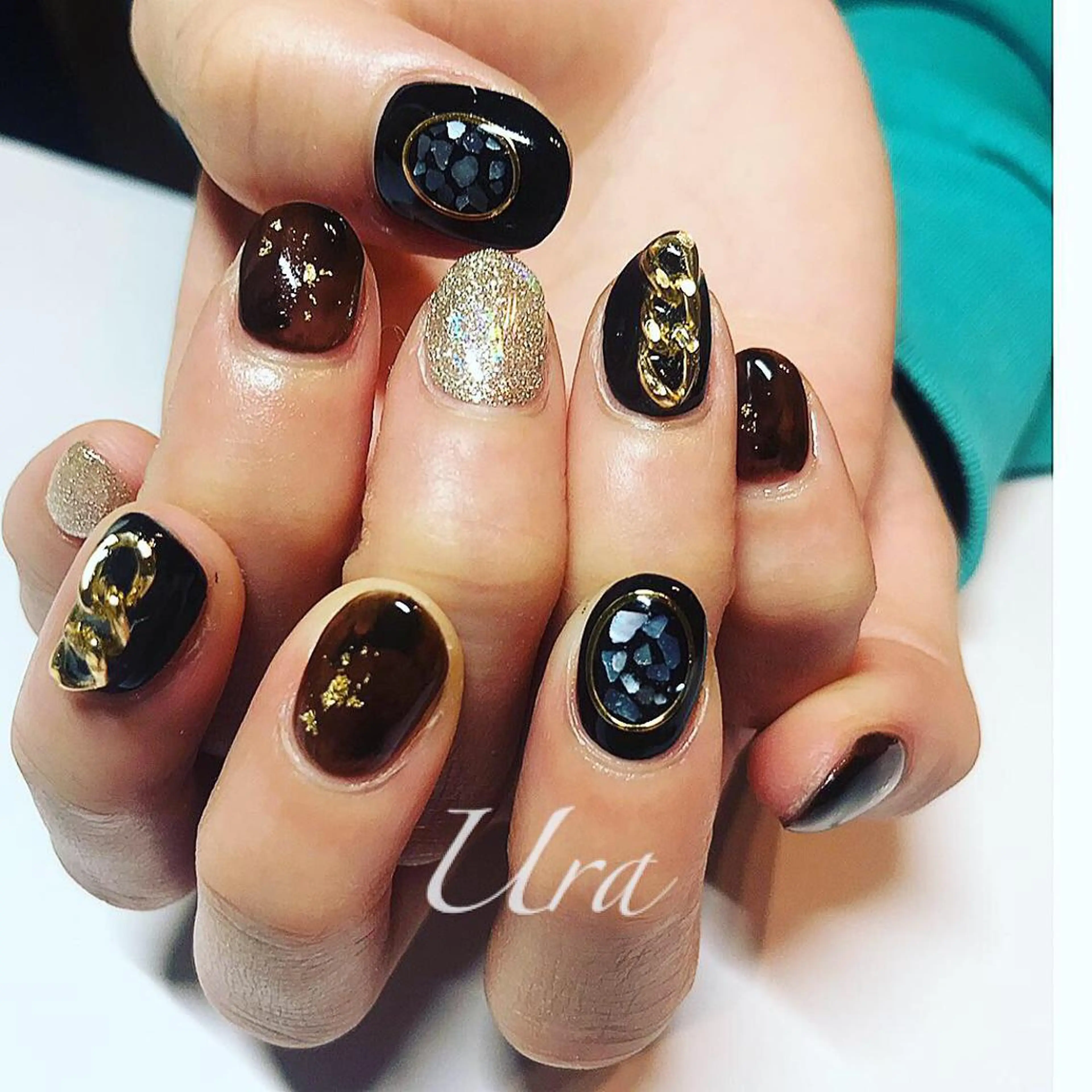 ネイル UrakoNail 《nail》のネイルデザイン