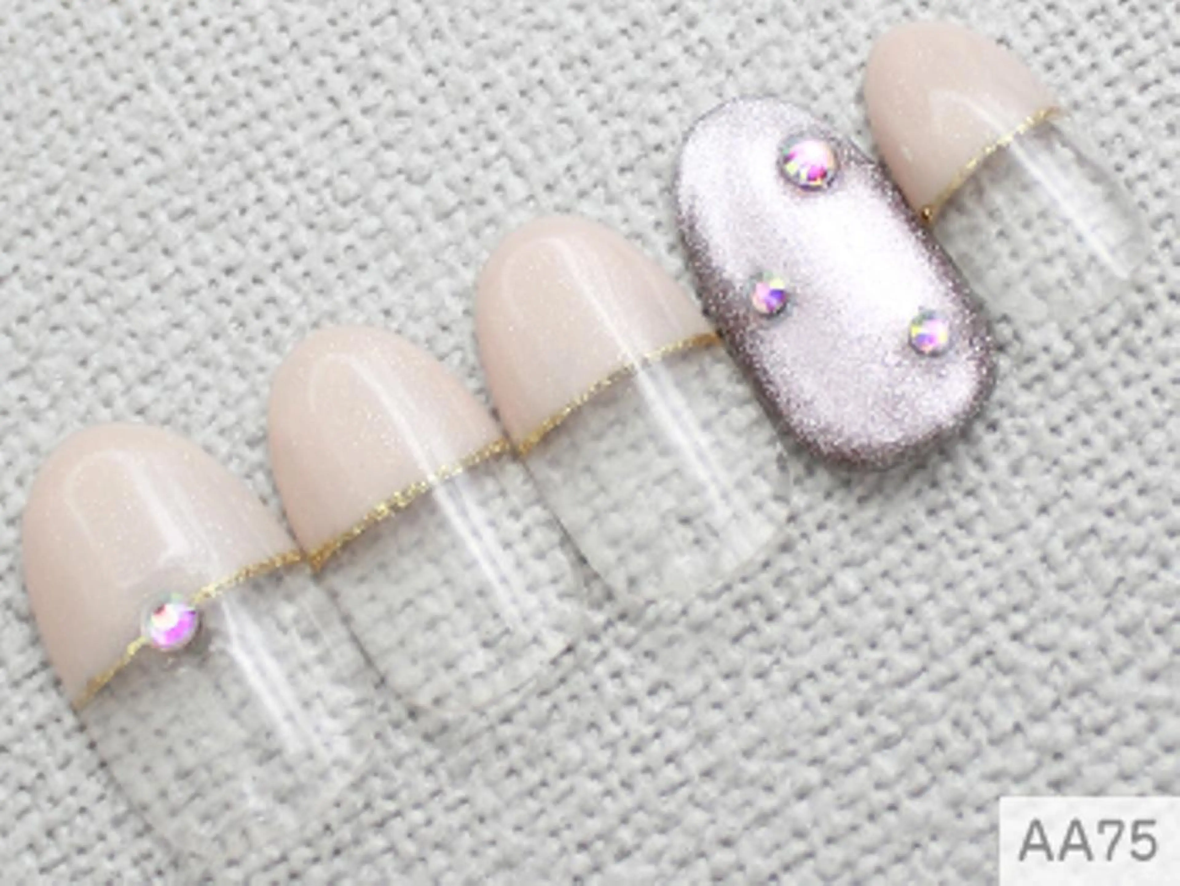 ネイル ジェルネイル マグネットネイル 🤍 Janのネイルデザイン