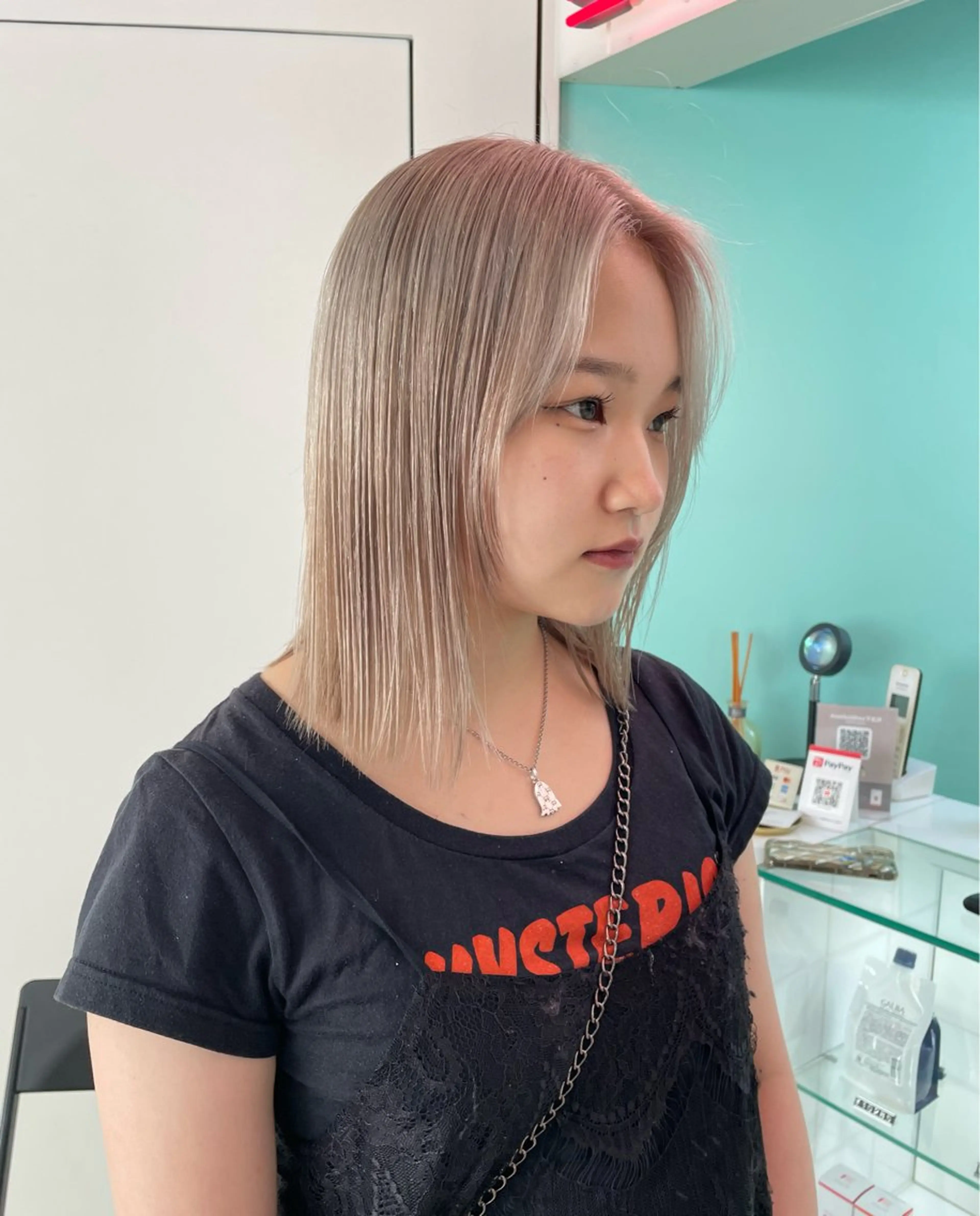 👼美髪ホワイトカラー（ブリーチ2回）＋ メンテナンスカット＋  ウォータートリートメント👼#韓国#ミニモ学割の写真