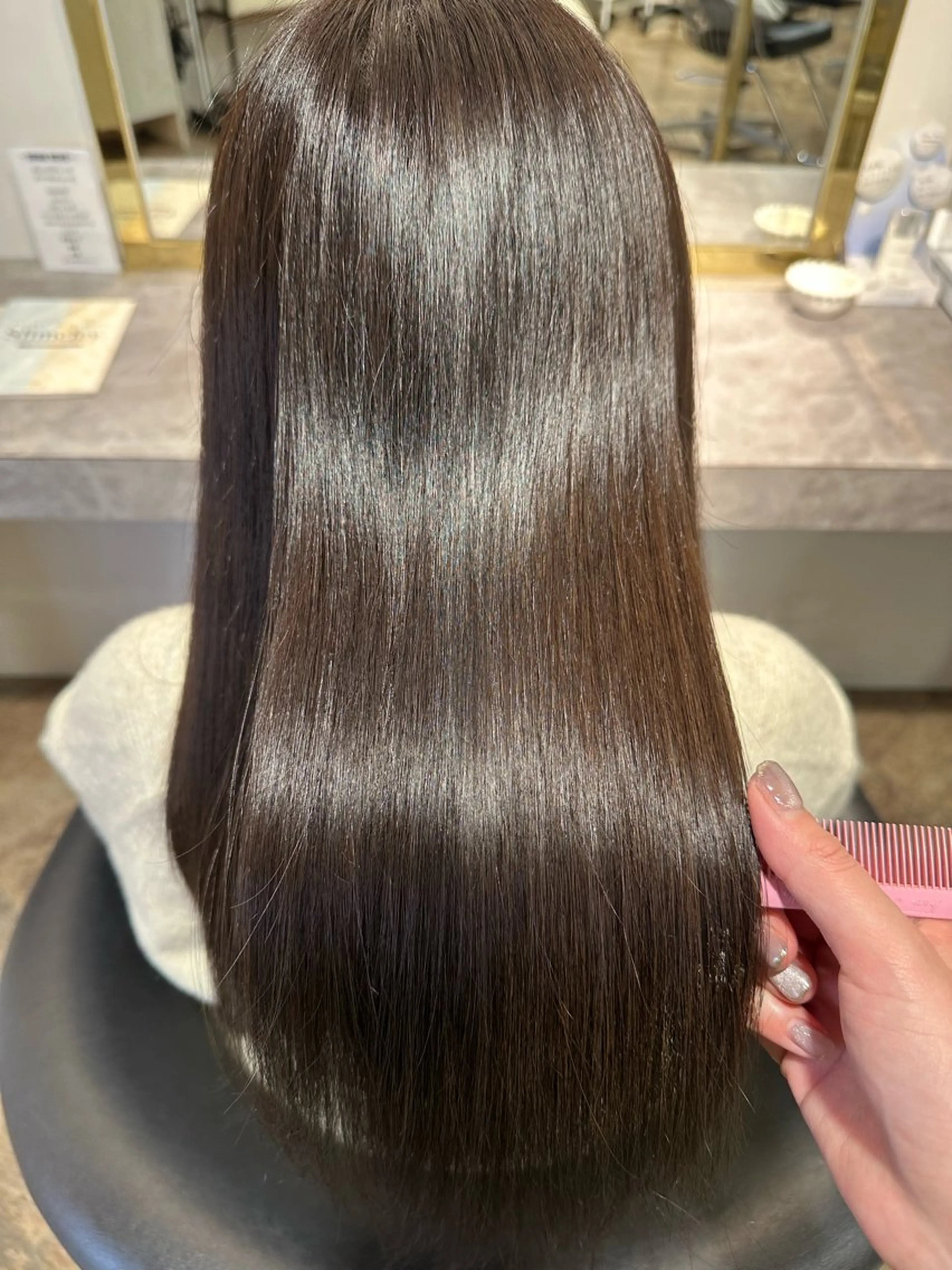 セミロング カラー ✂️無料カットモデル ✂️佐々木悠月のヘアスタイル