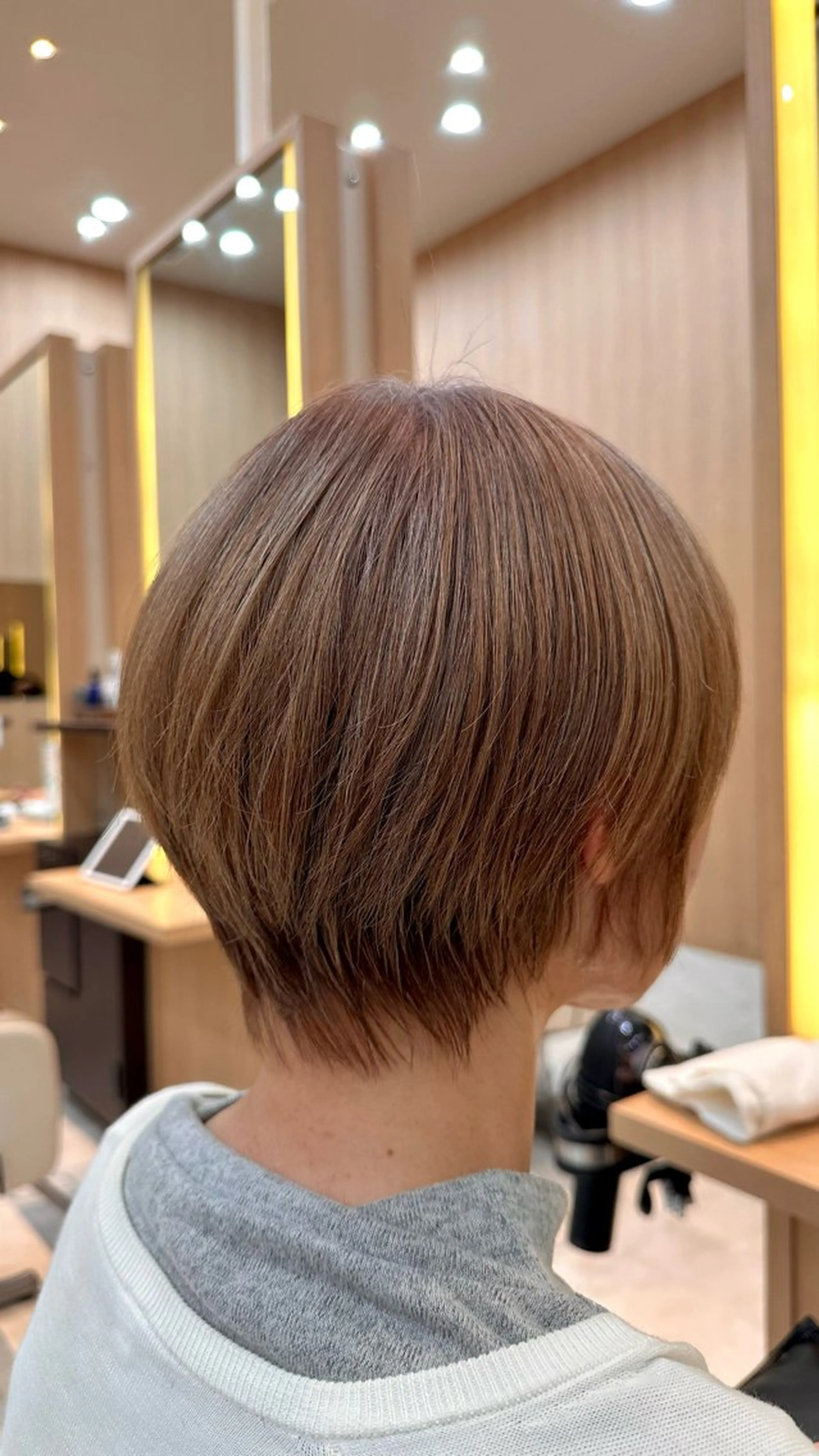 カット+ハイライト＋N.シアーカラー+N.トリートメント￥23100の写真