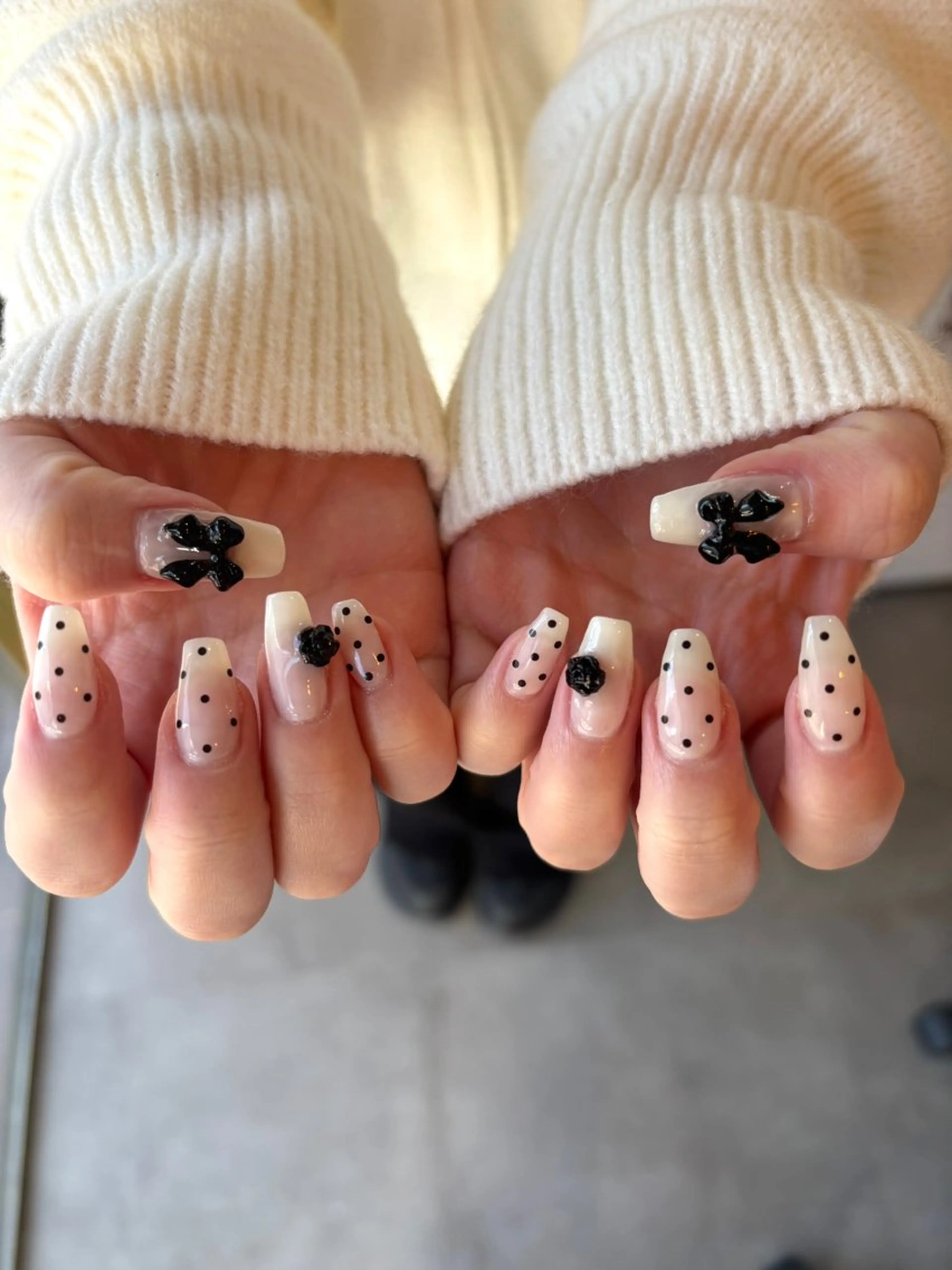 セミロング ハンドネイル Lesest akariのネイルデザイン