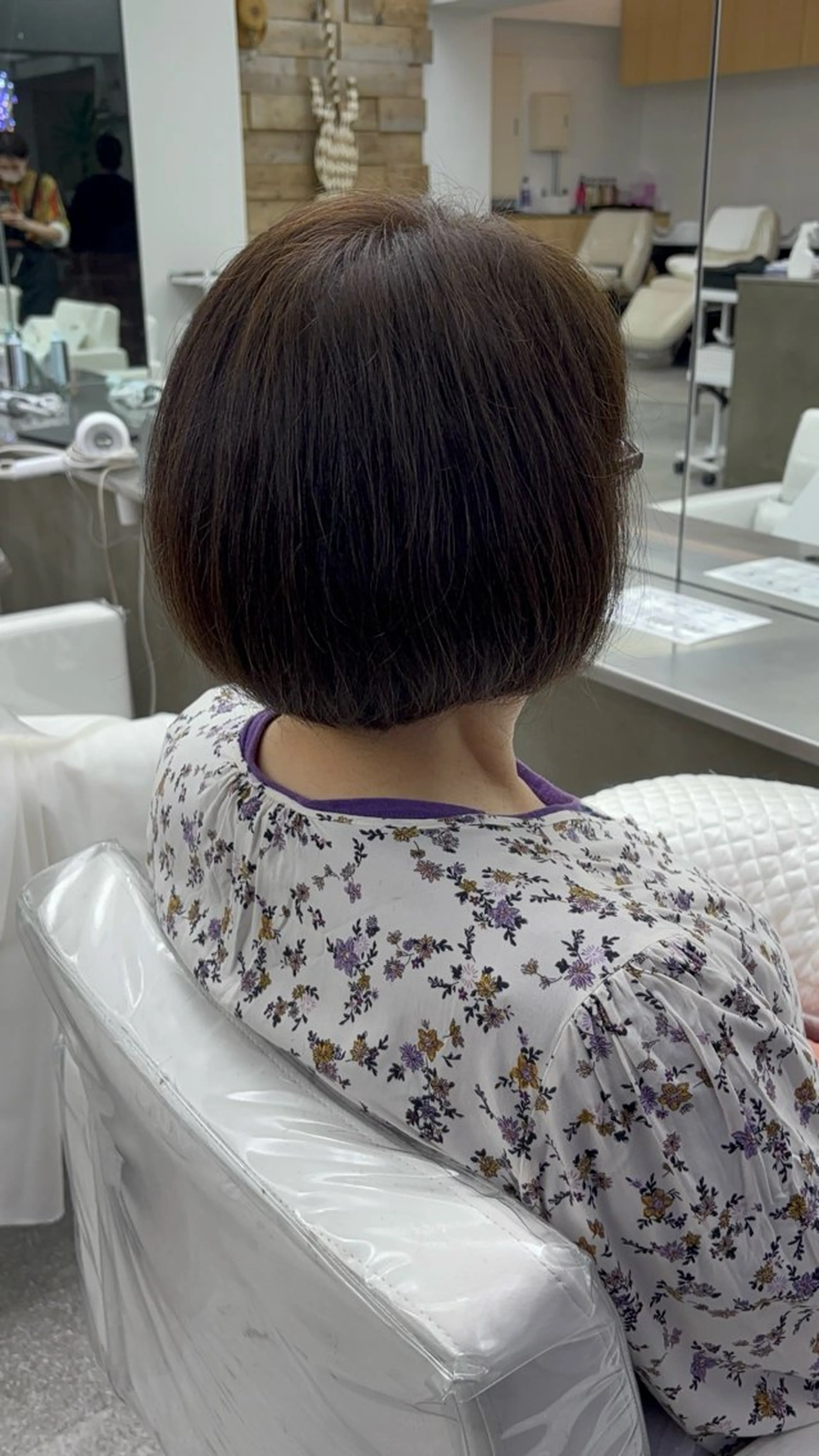 ミディアム heads 丸田のヘアスタイル