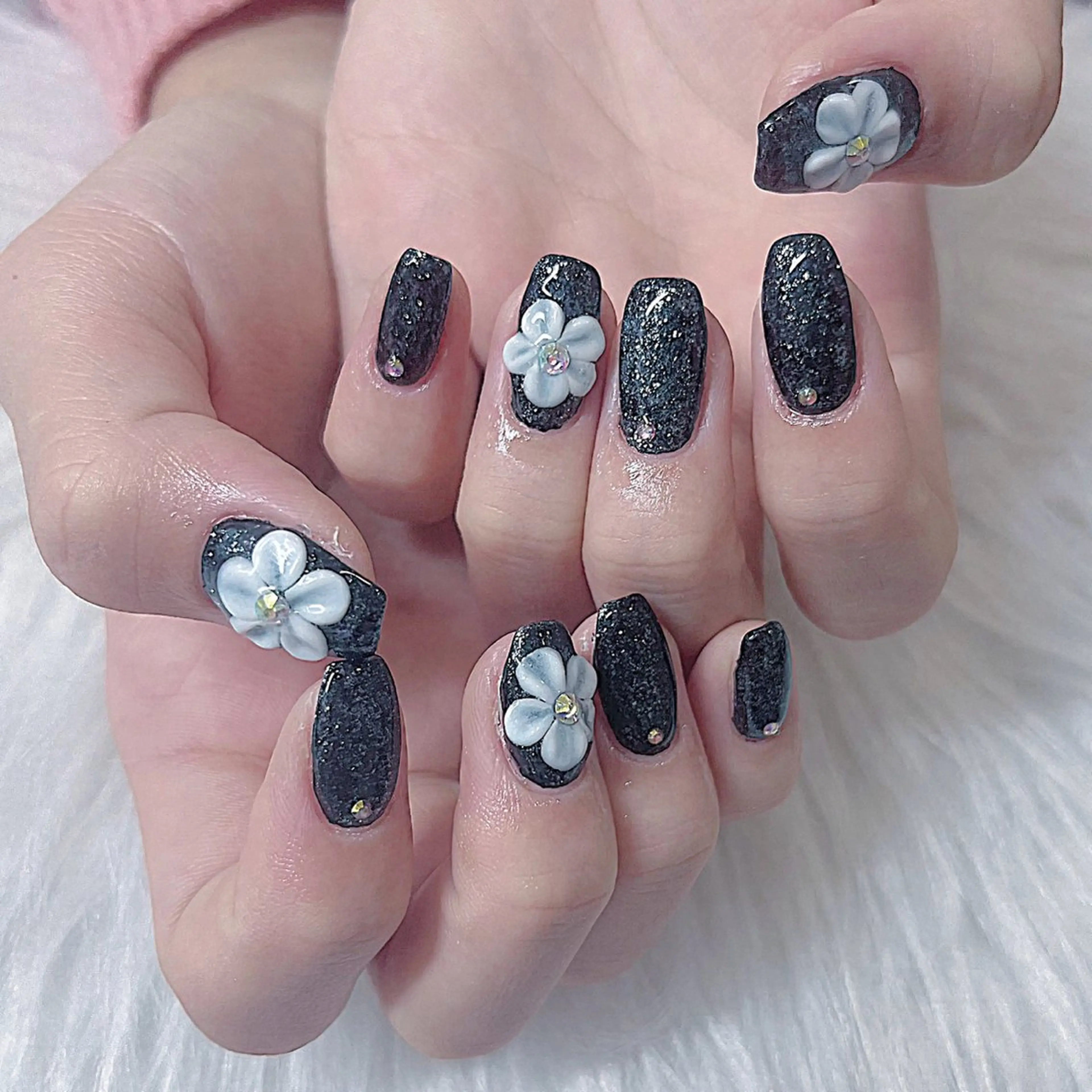 ネイル ハンドネイル Maya 🧊🫧‪のネイルデザイン