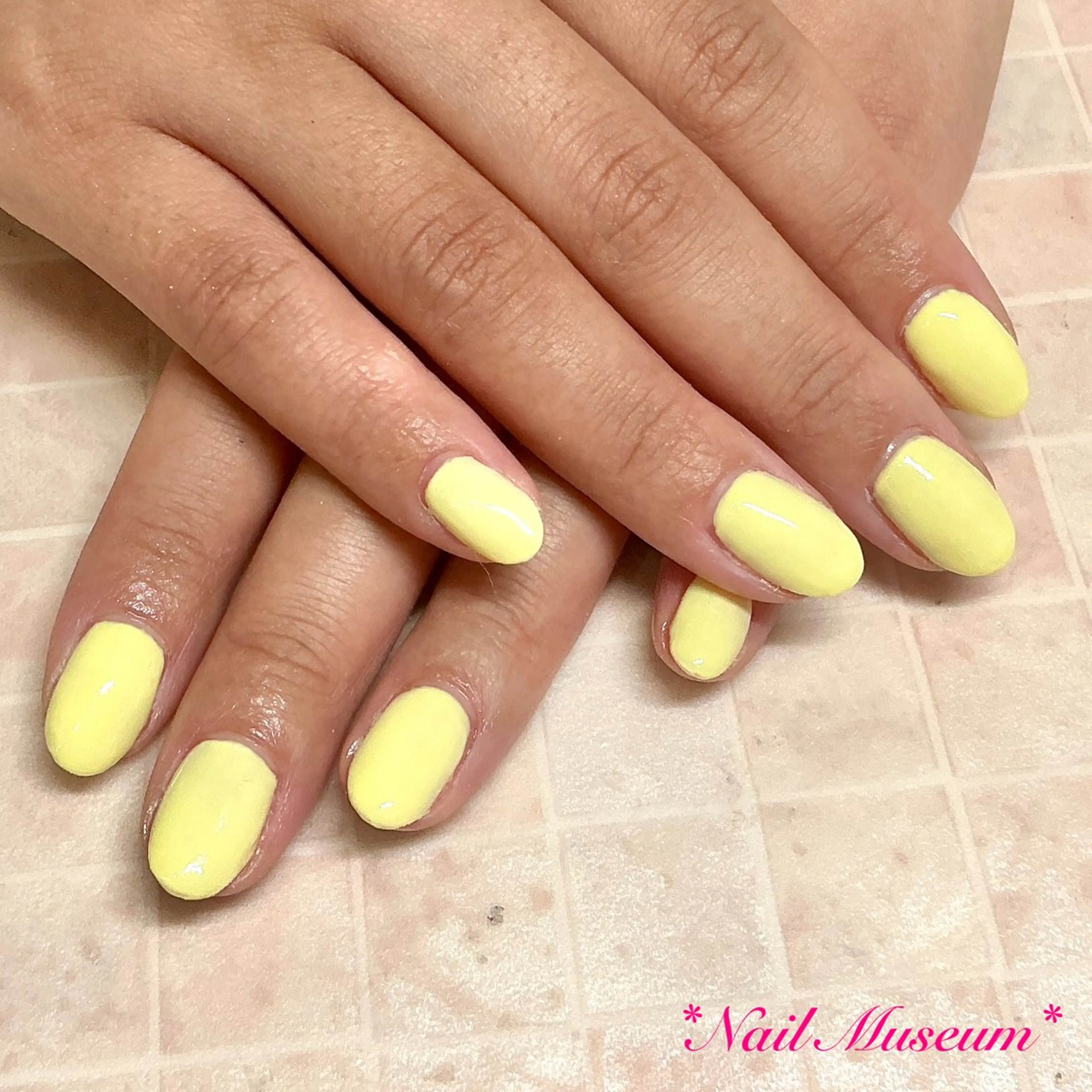 ネイル ブルー ジェルネイル ワンカラーネイル パラジェル パステルネイル ハンドネイル nailmuseum KAMATARIのネイルデザイン