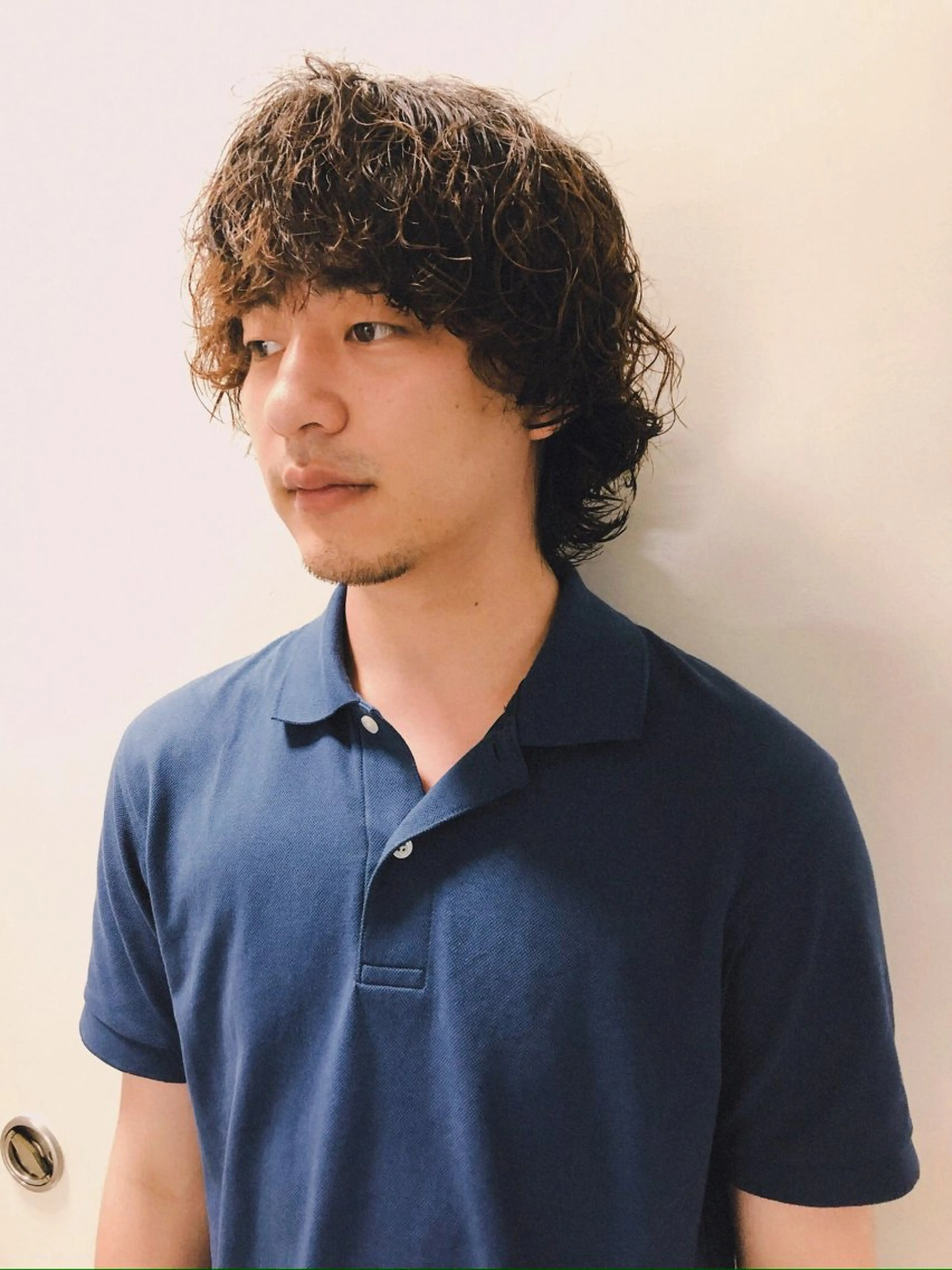 パーマ ヘアアレンジ メンズ マッシュウルフ マッシュ メンズパーマ 波巻きパーマ メンズウルフカット カット パーマ トリートメント ヘアセット ainico+所属・メンズ特化✂️栗原 侑也のヘアスタイル