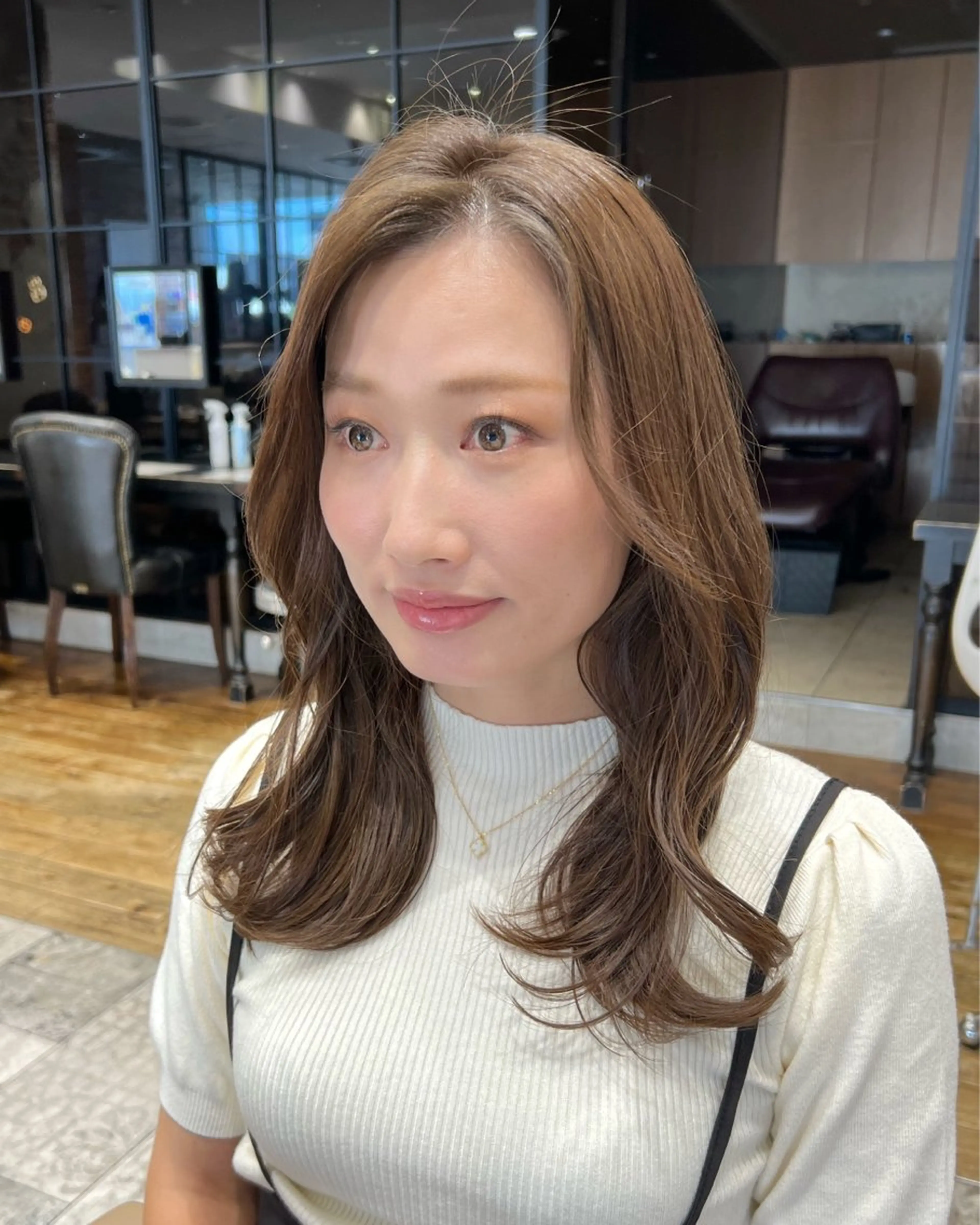 ロング パーマ 💍新宿ショート 💍岩田莉奈のヘアスタイル