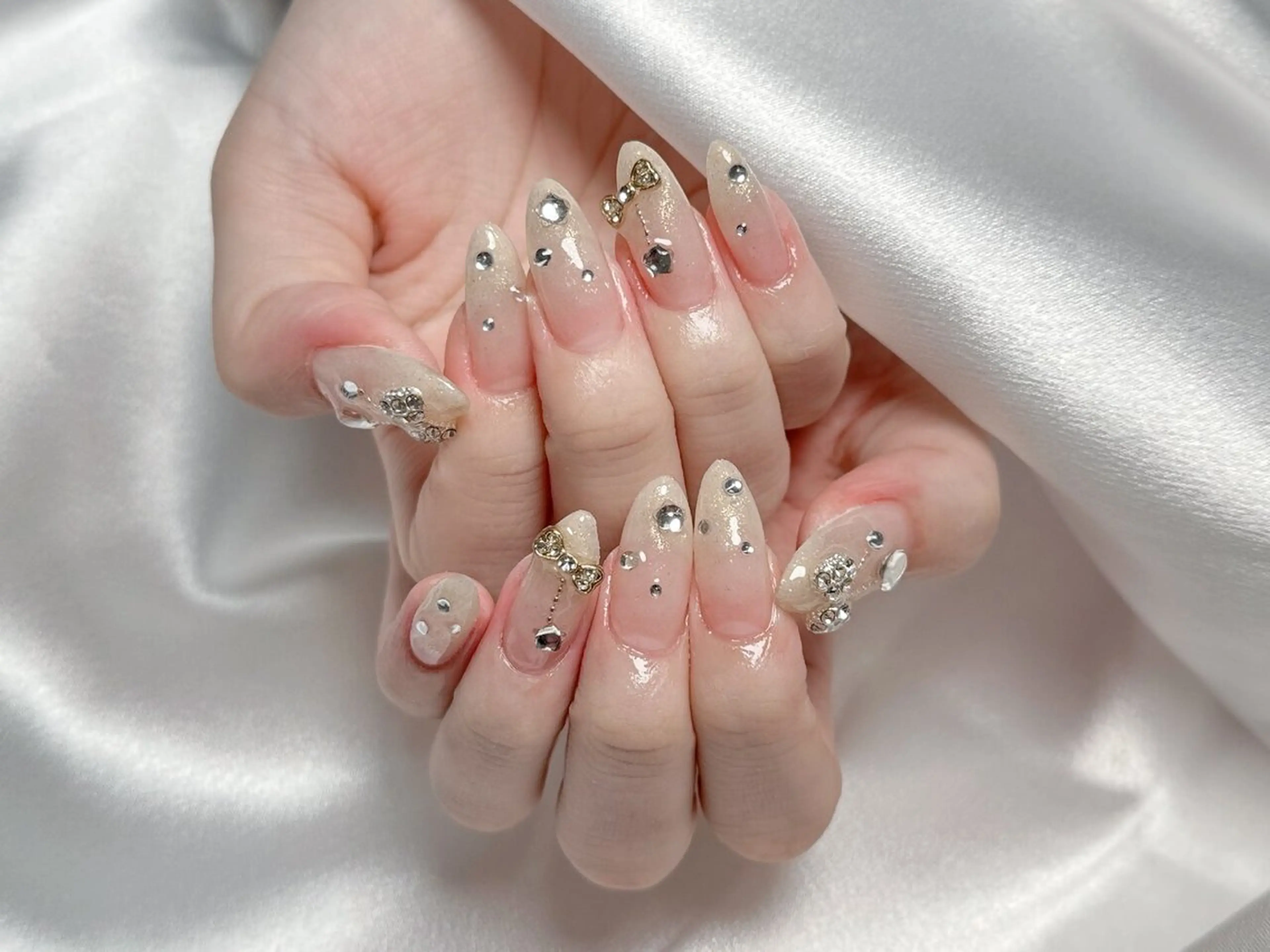 ネイル ハンドネイル 【パラジェル・フィルイン】 T&BNAIL STUDIO所属・ナ サギ ロング無制限中のネイルデザイン