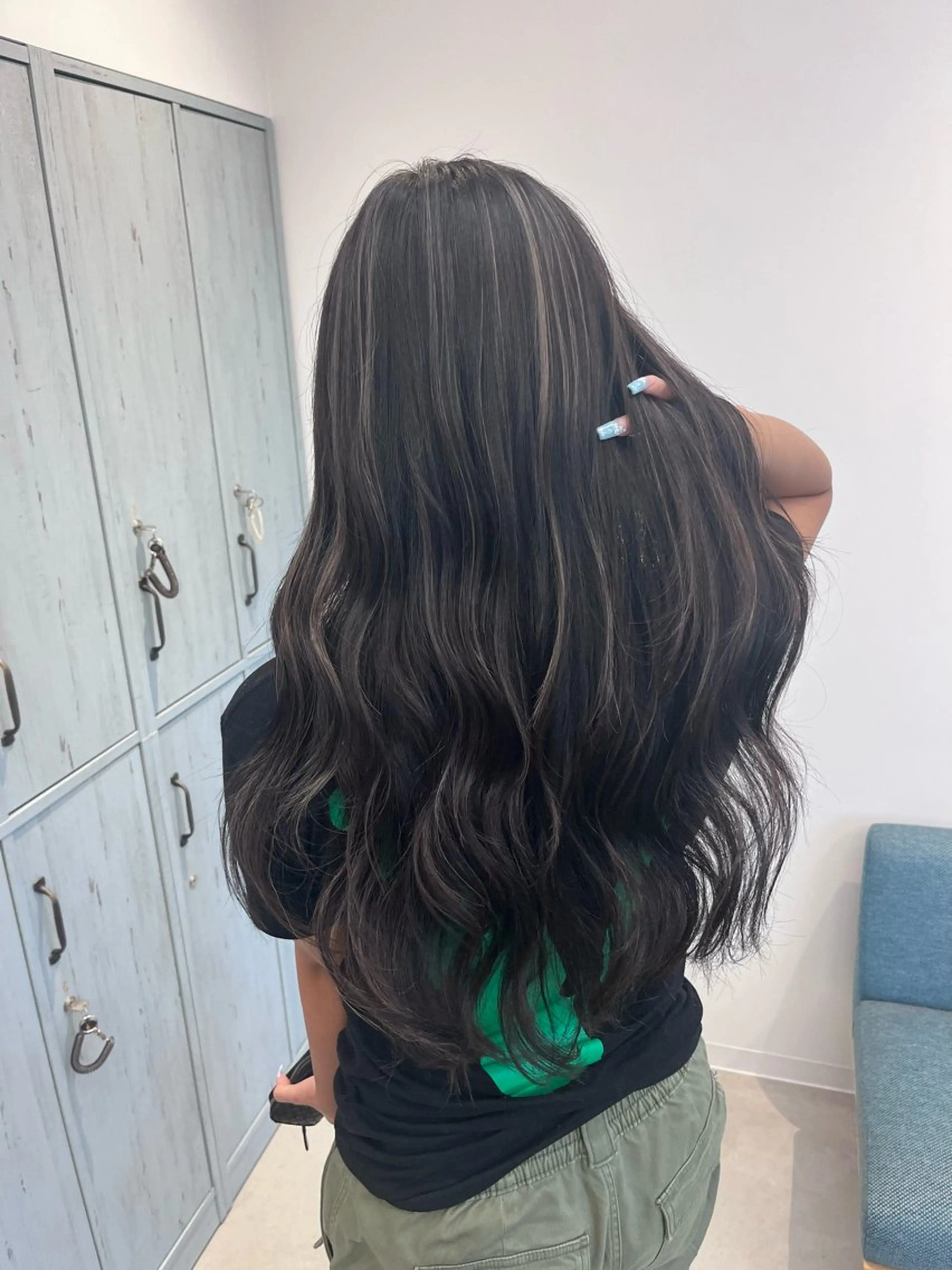 カラー YUME/ ブリーチ／ハイライトのヘアスタイル