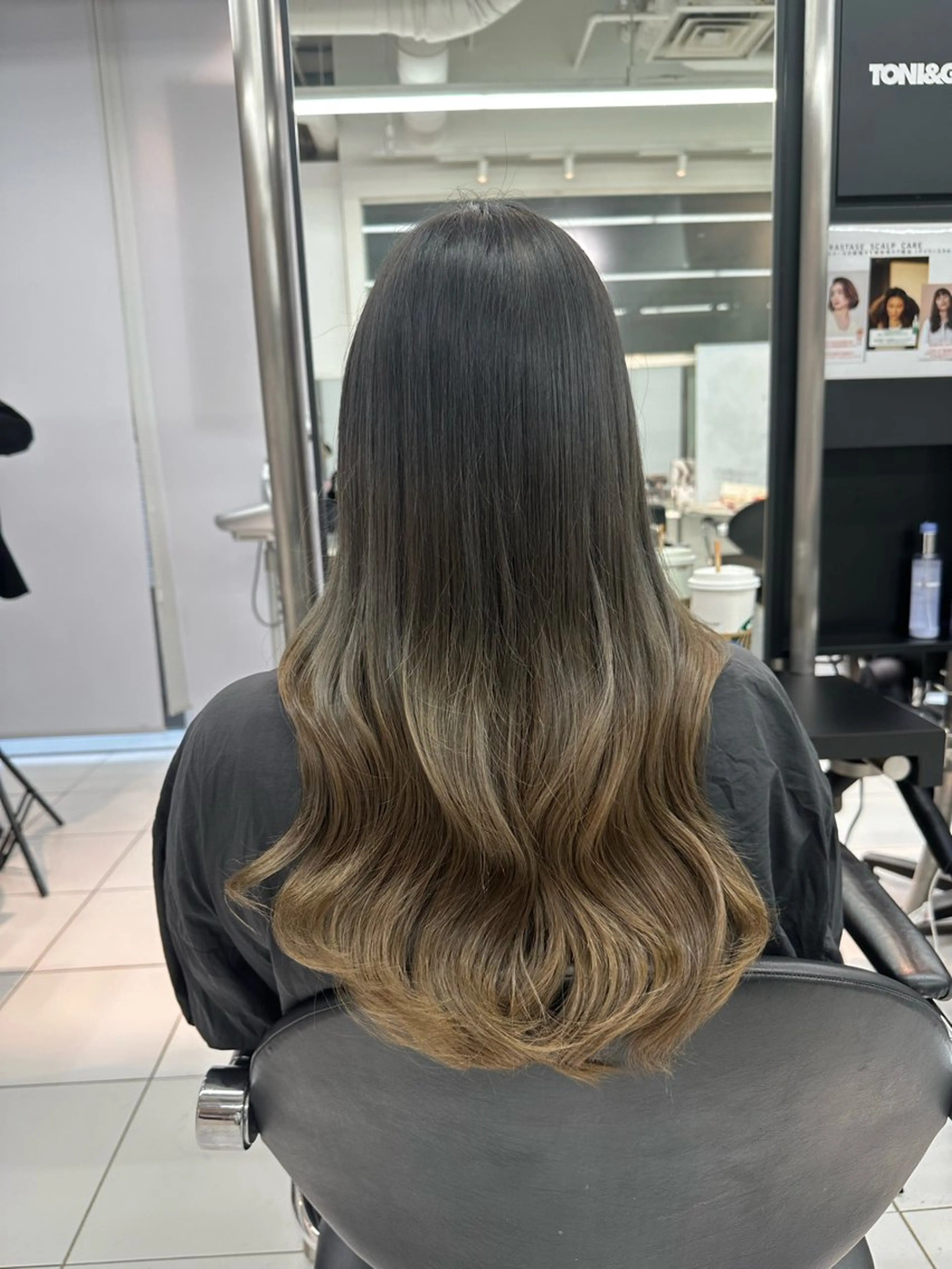 セミロング 高橋 沙央のヘアスタイル