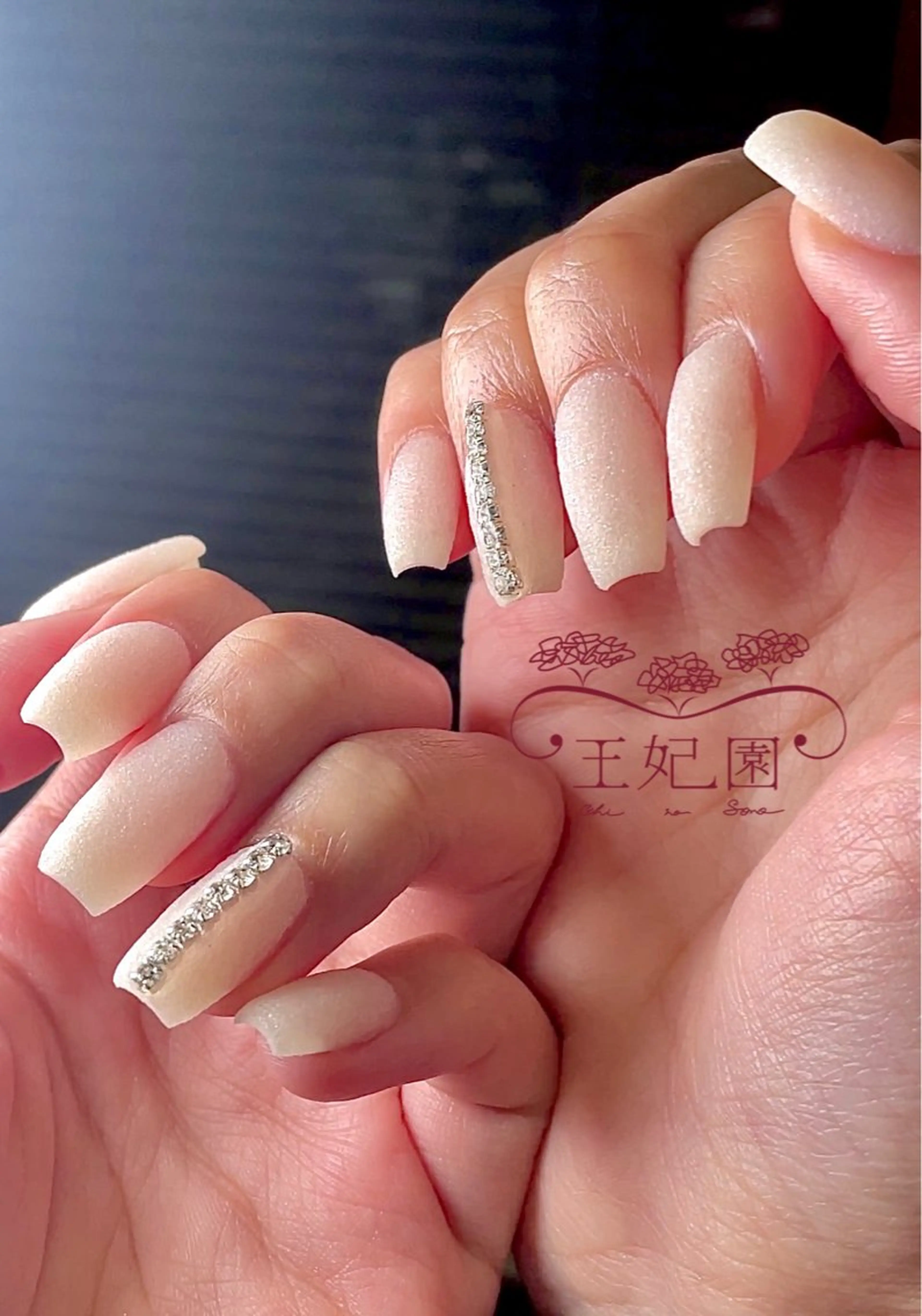 ネイル フラッシュネイル メンズネイル ワンホンネイル 冬ネイル nail salon王妃の園所属・王妃の園 ohinosonoのネイルデザイン