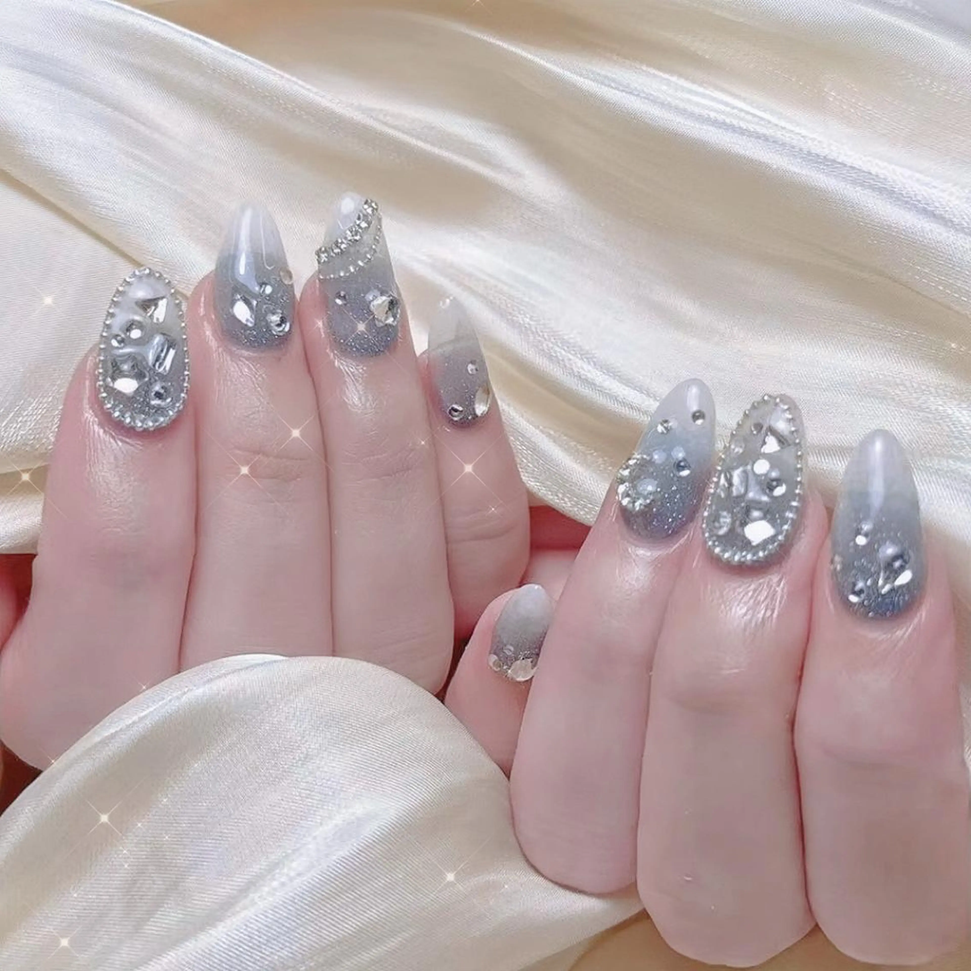 ネイル queens nailsalonのネイルデザイン