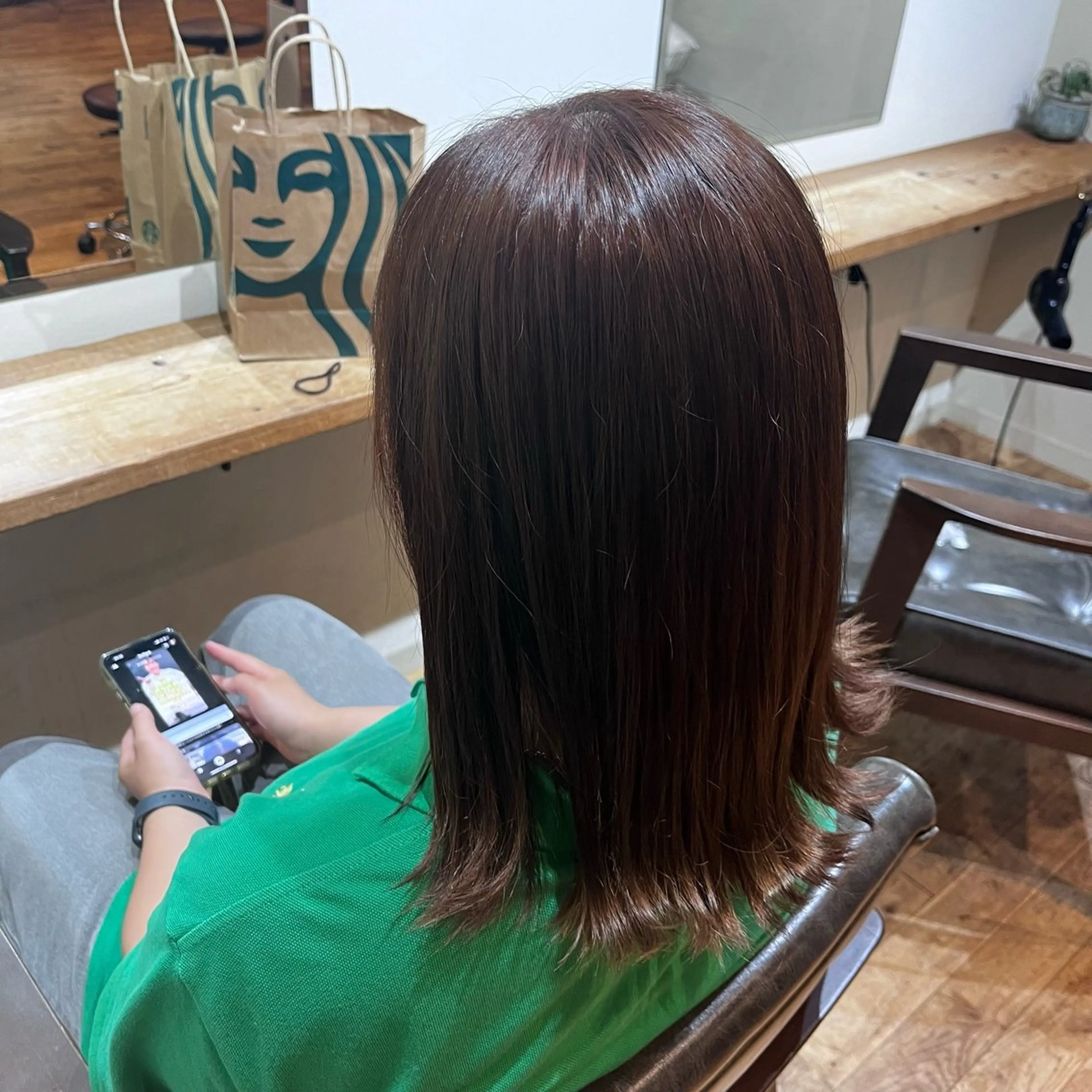 カラー ベージュカラー 垣東 朋花のヘアスタイル