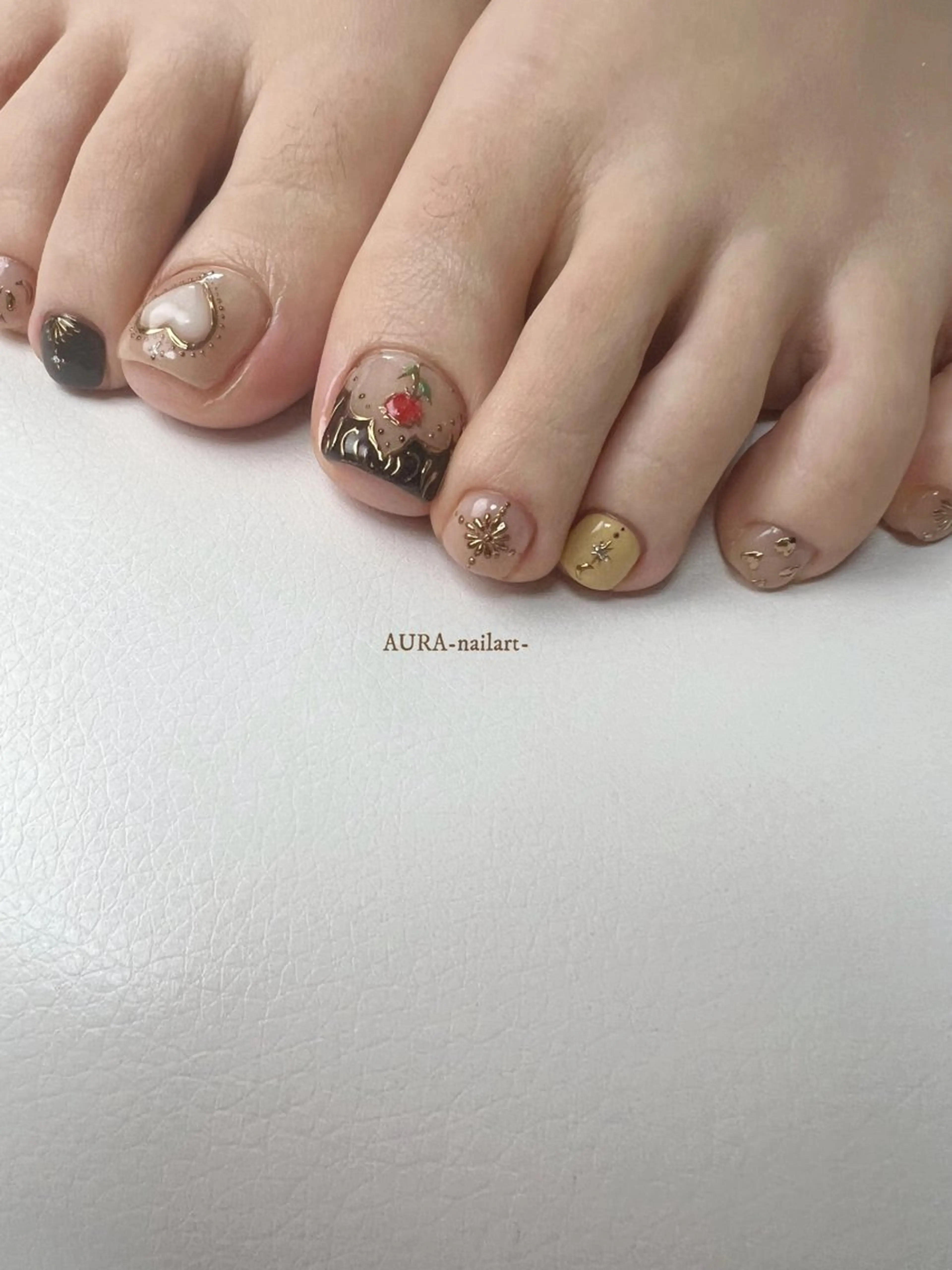 ネイル フットネイル AURA nailartのネイルデザイン