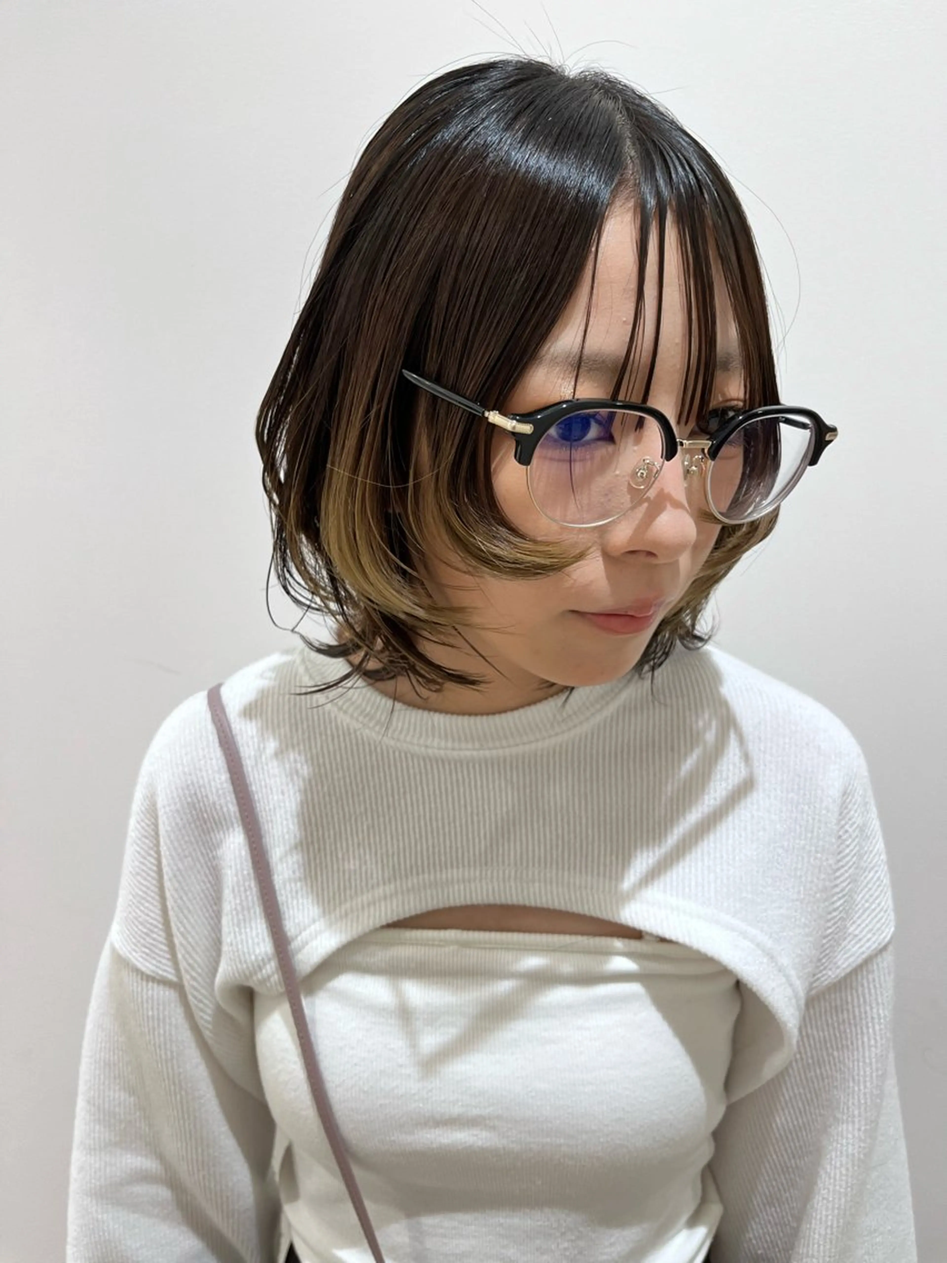 ミディアム カット 🐺ウルフ× ハイトーン🐺MOEのヘアスタイル