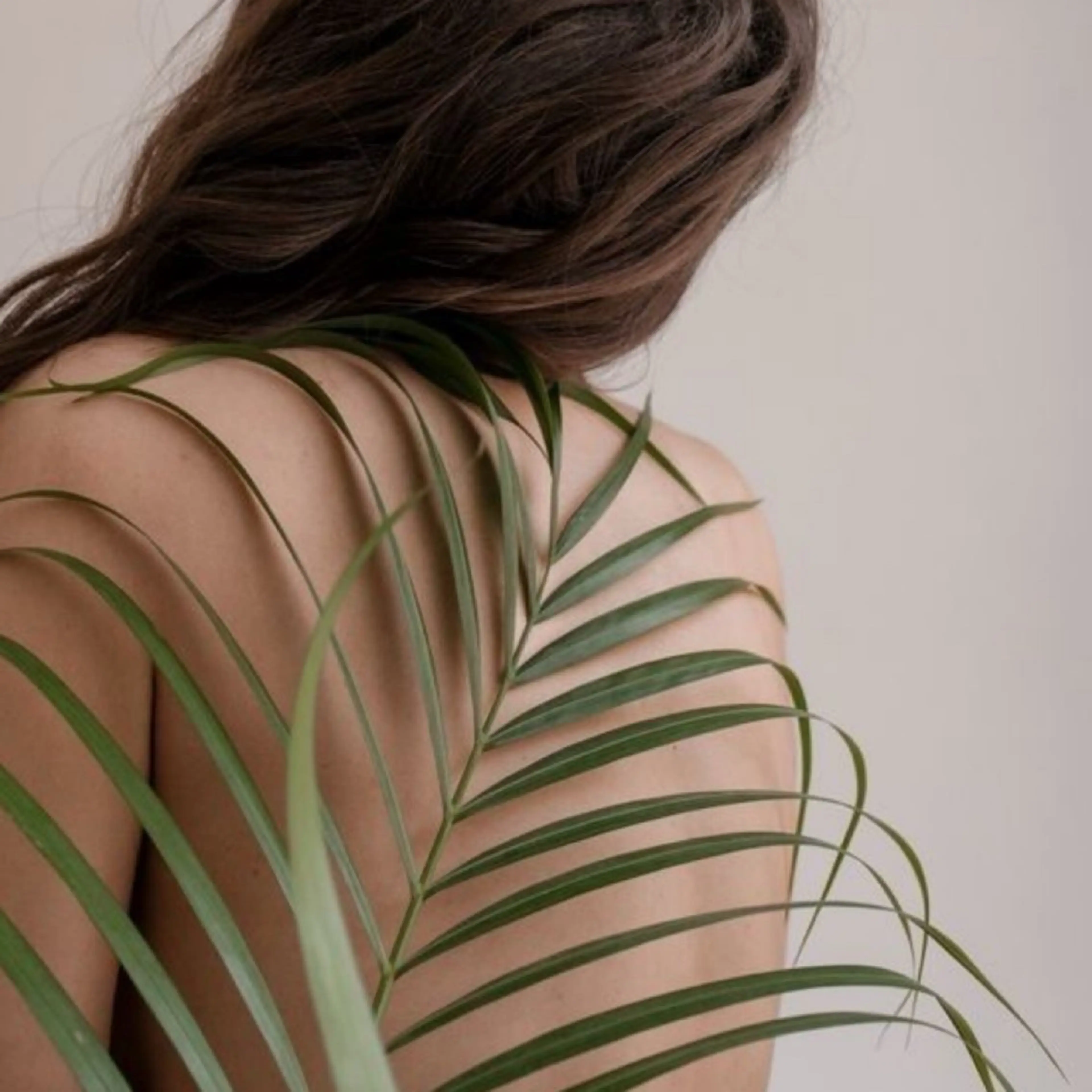 【全身脱毛（vio.顔込）】＋保湿パック付き２回分の写真