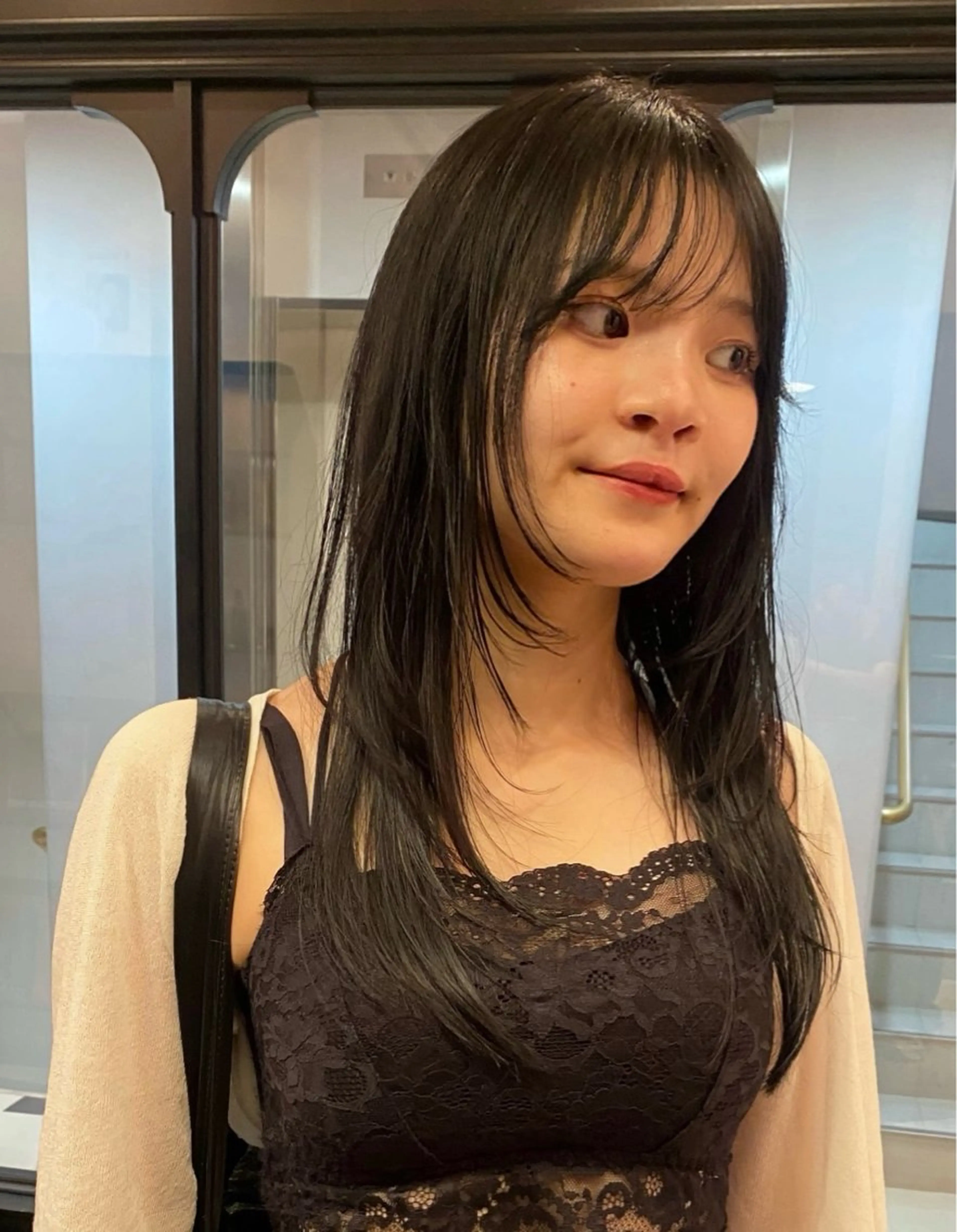 セミロング Tomoka🐶🌟 似合わせカット✂︎のヘアスタイル