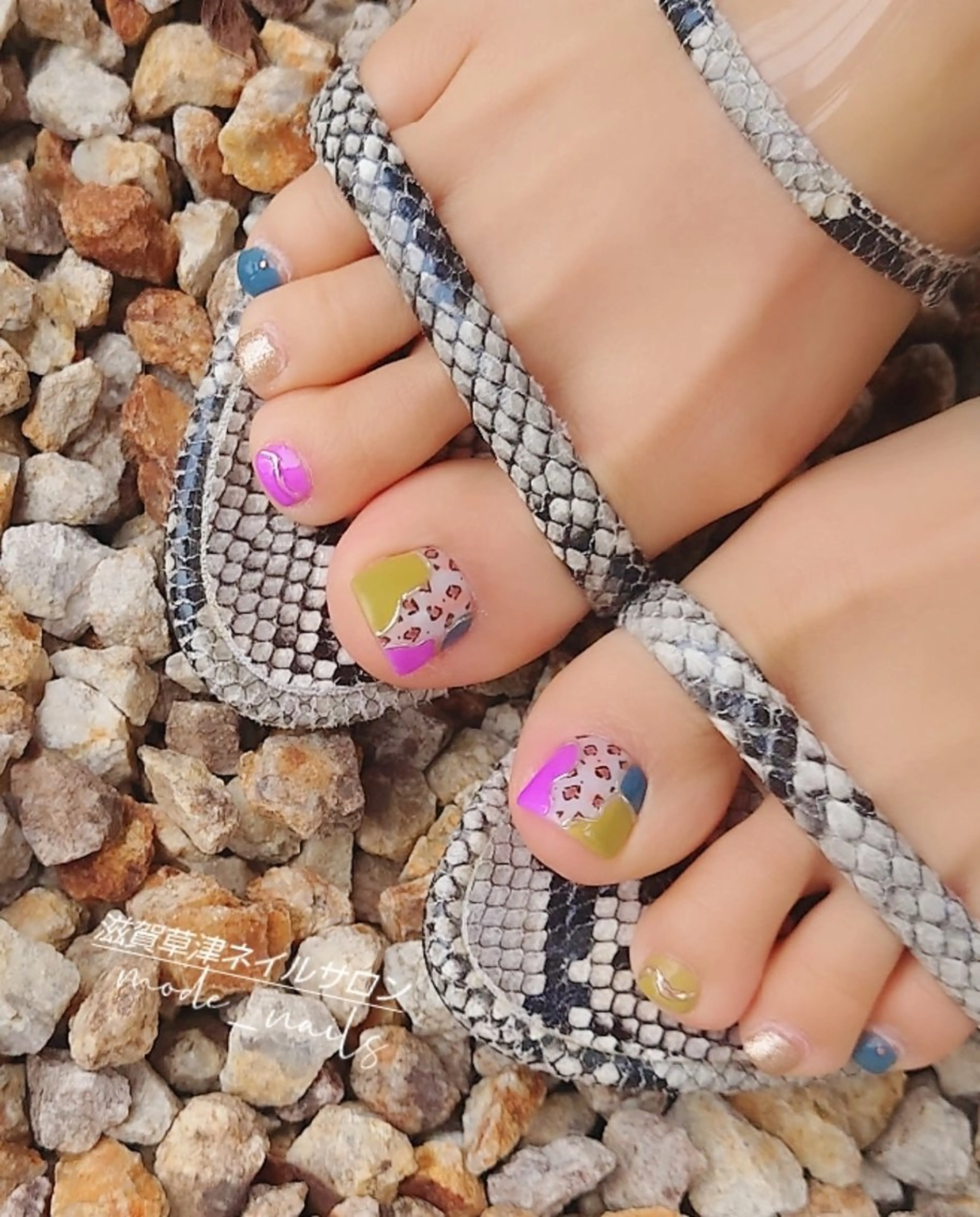 ネイル フットネイル 滋賀県草津市ネイル mode_nailsのネイルデザイン