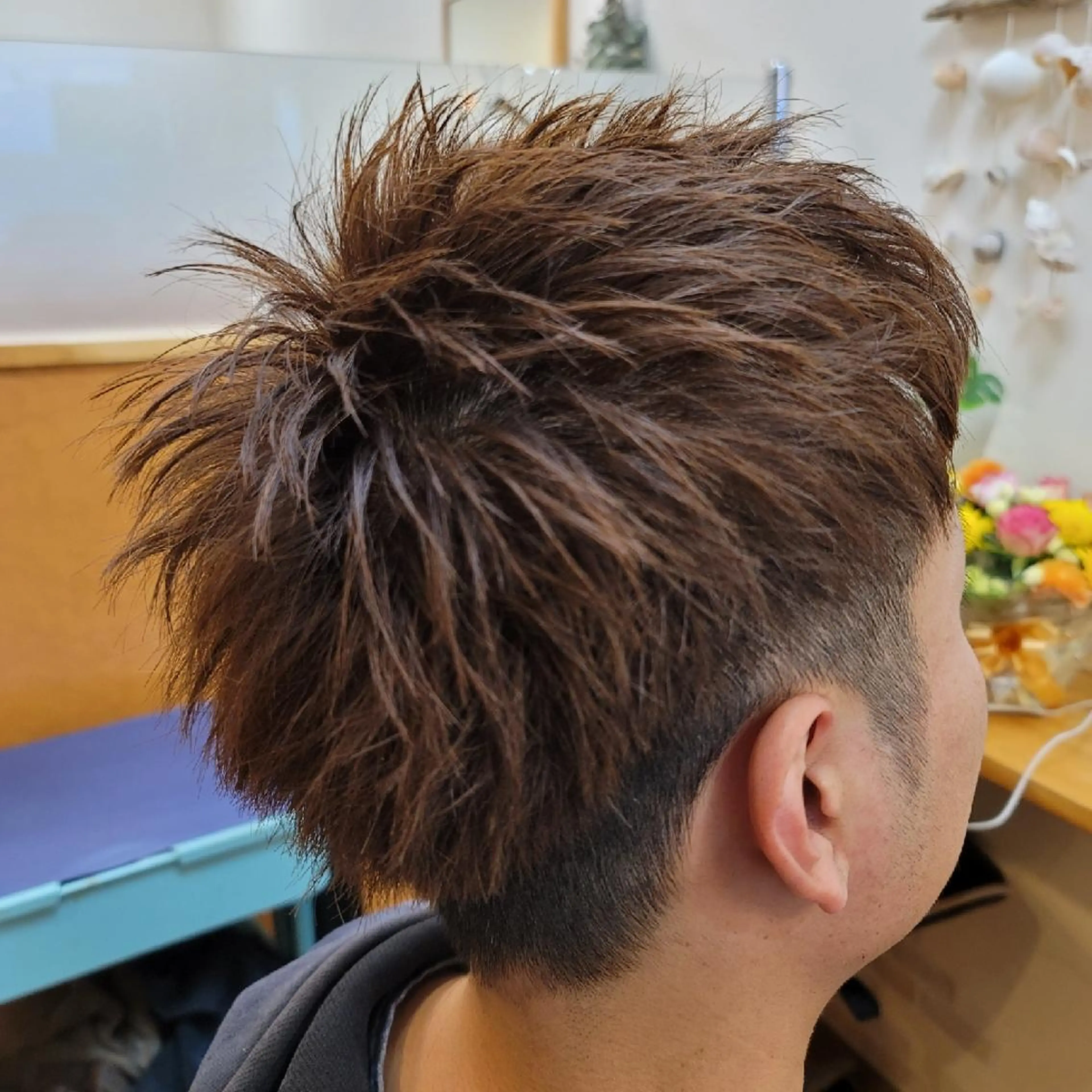 ショート ショートヘア BLUE MOON 辻岡健太のヘアスタイル