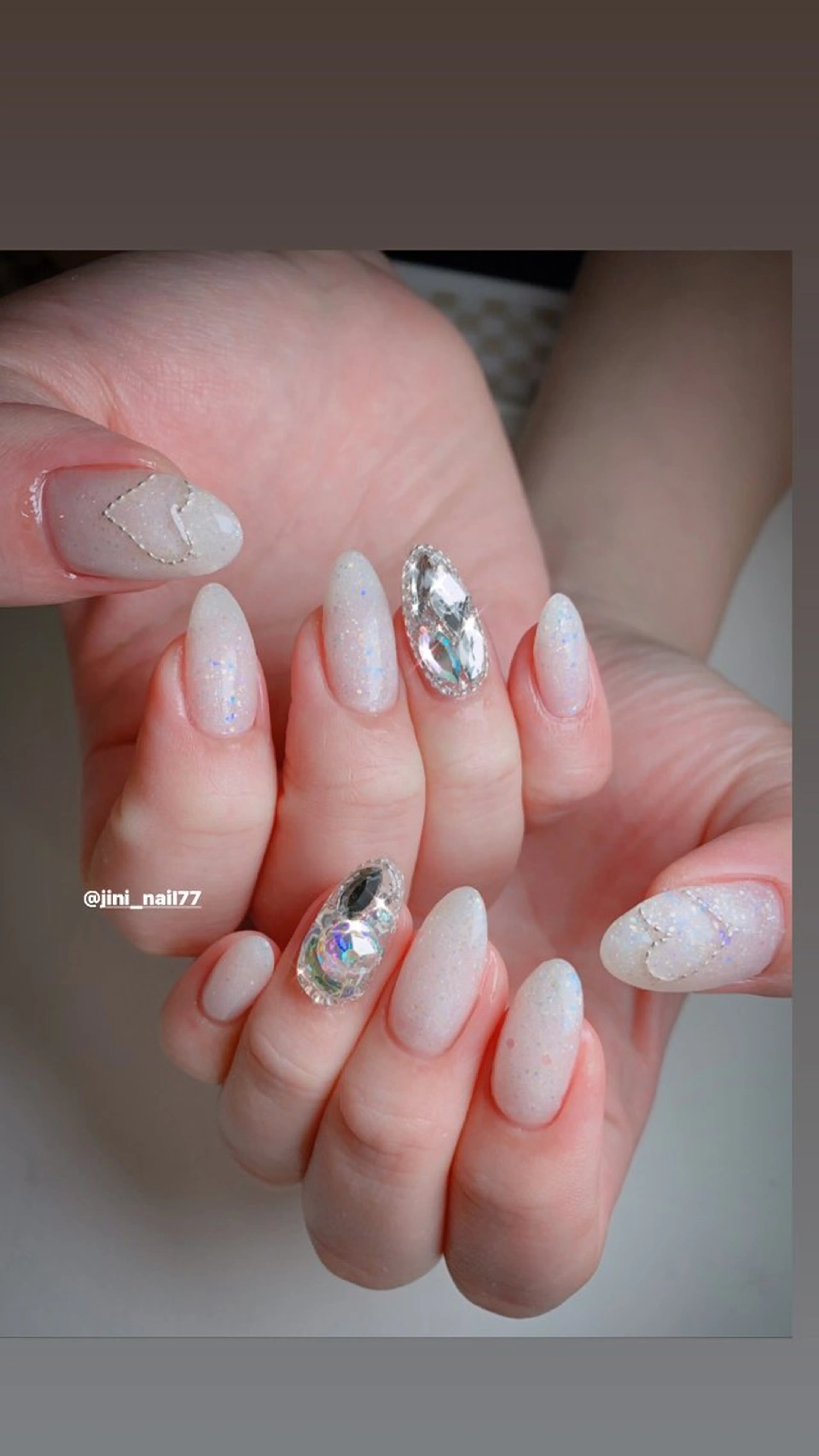 ネイル JINI NAIL所属・ジニ ネイルのネイルデザイン