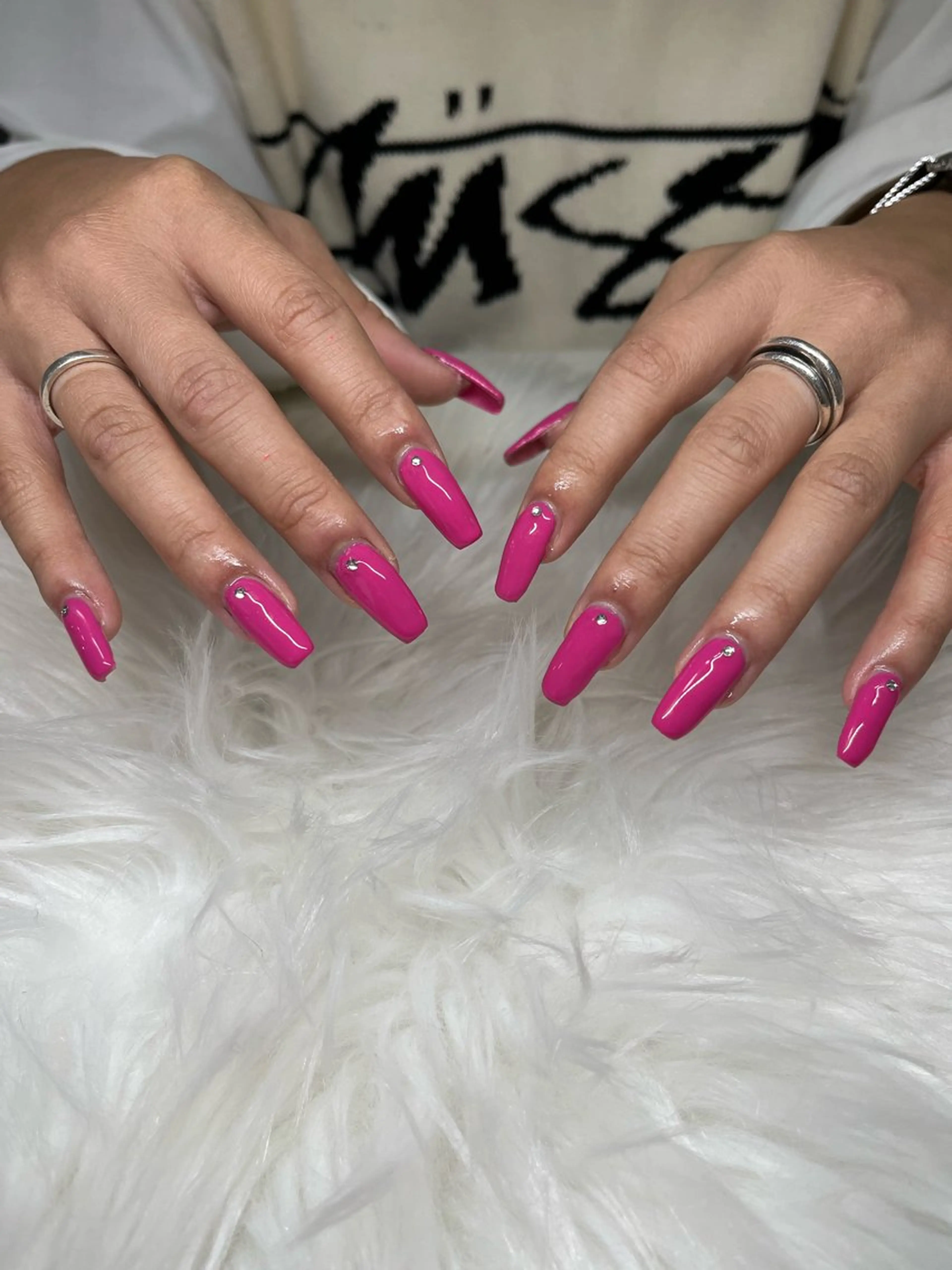 ネイル ワンカラーネイル ハンドネイル fox.nail__ runeのネイルデザイン