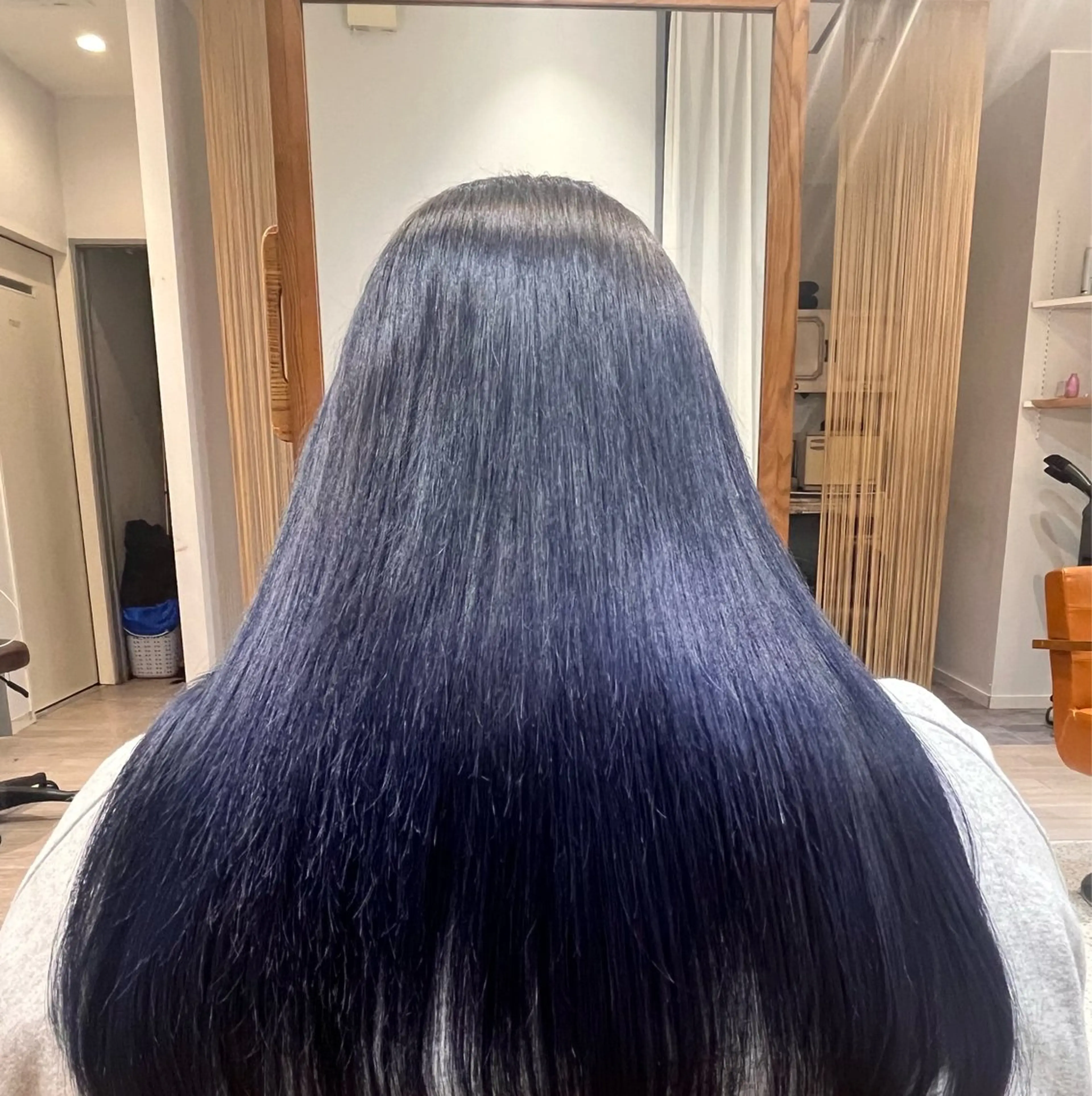 カラー ブルーカラー ネイビーカラー 9o'clock 青山店所属・竹島 亜倖のヘアスタイル