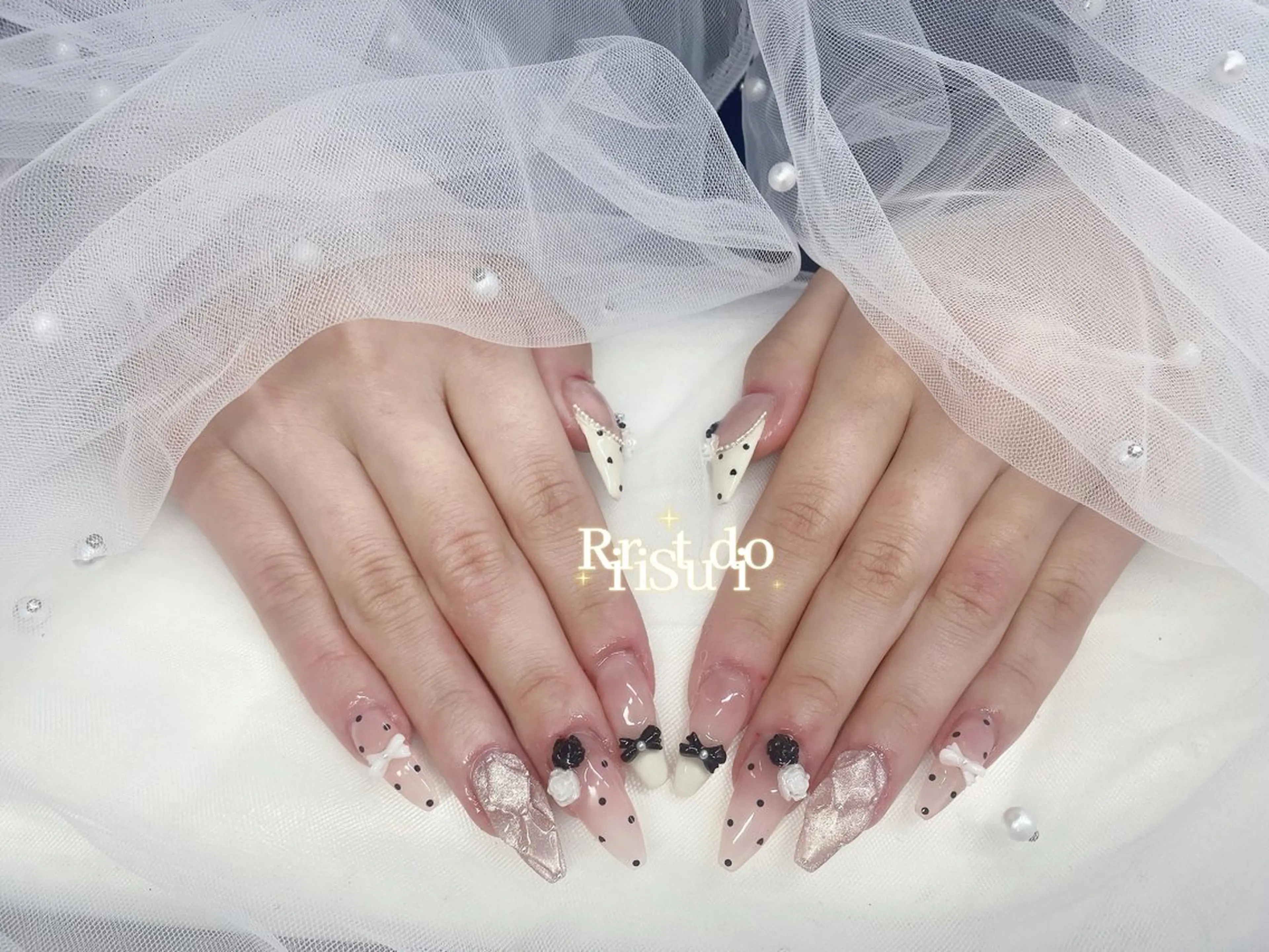 ネイル ハンドネイル RIRI STUDIOのネイルデザイン