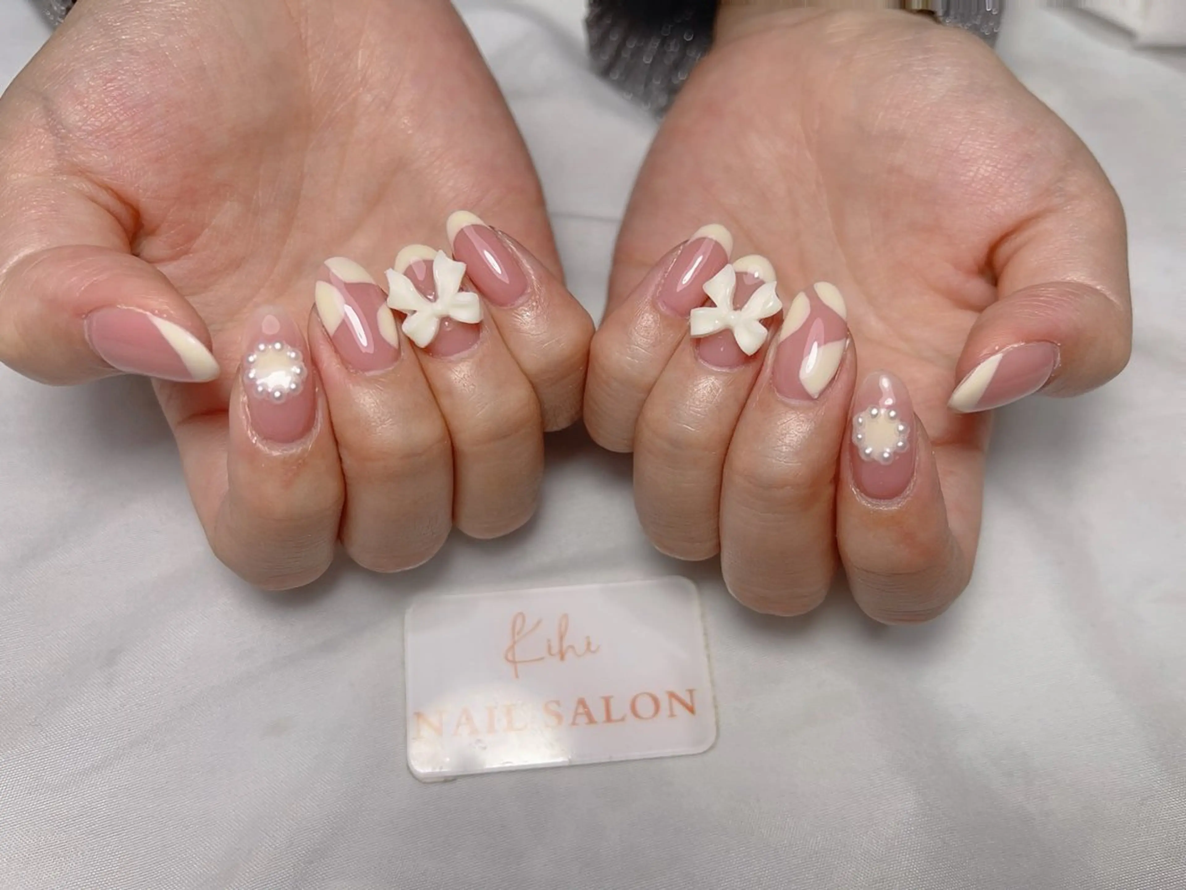 ネイル アートネイル フレンチネイル ジェルネイル グラデーション 韓国ネイル ハンドネイル ハンドケア さくら💮💮 【オフ無料】のネイルデザイン