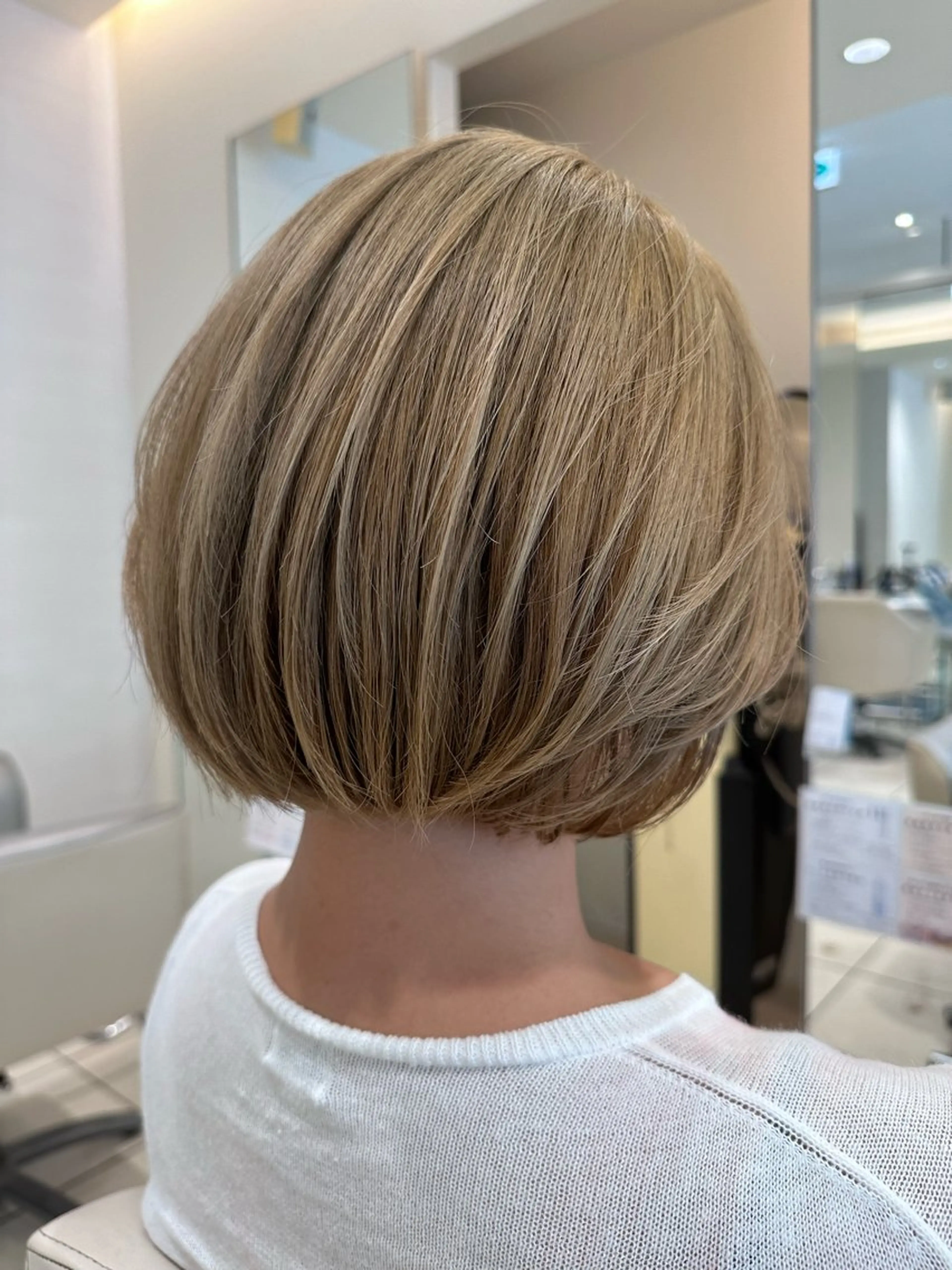 似合わせカット💇‍♀️&ブリーチ透明感カラー🩵&トリートメント☀️の写真